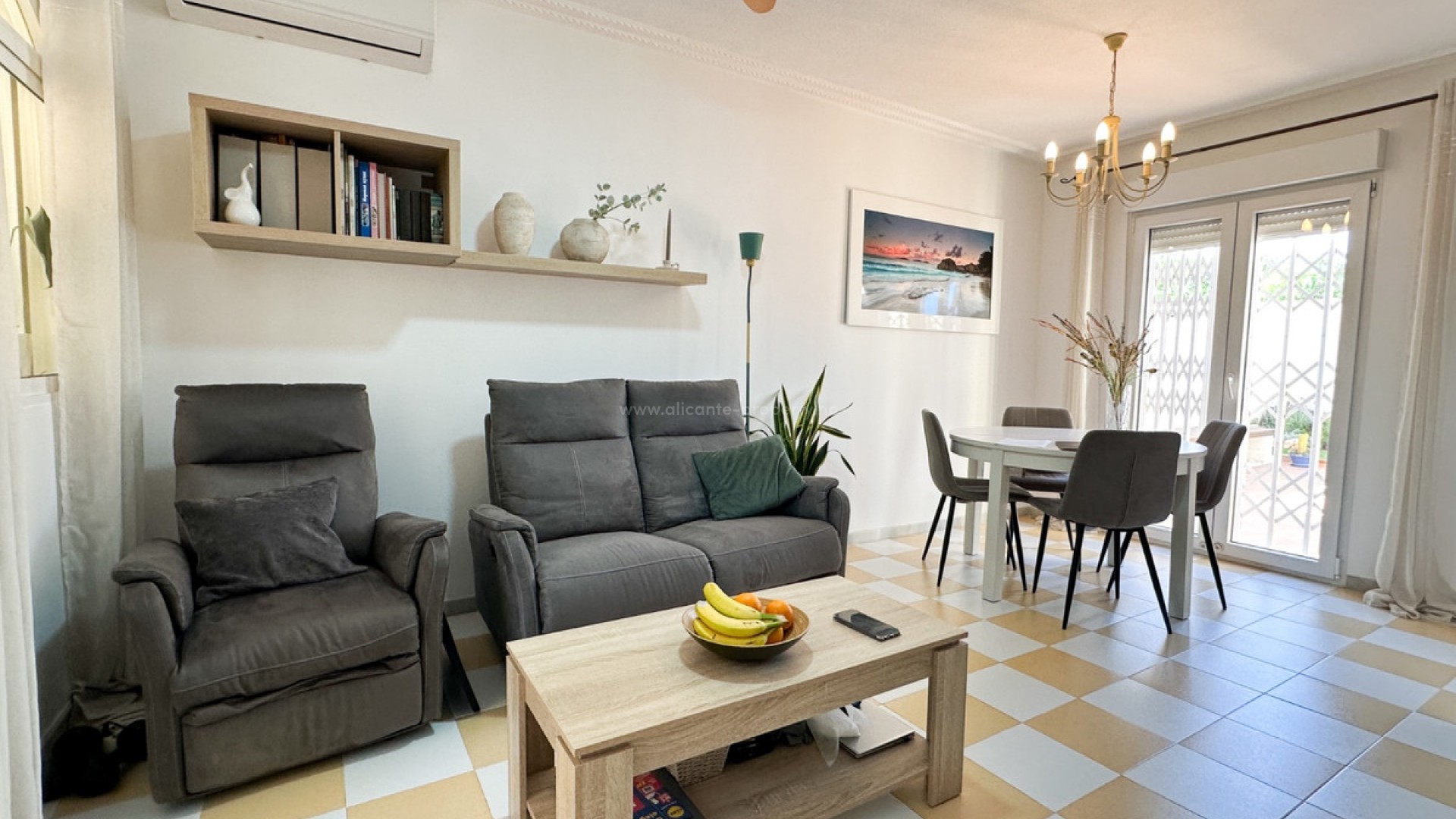 Villa in Torrevieja Centro