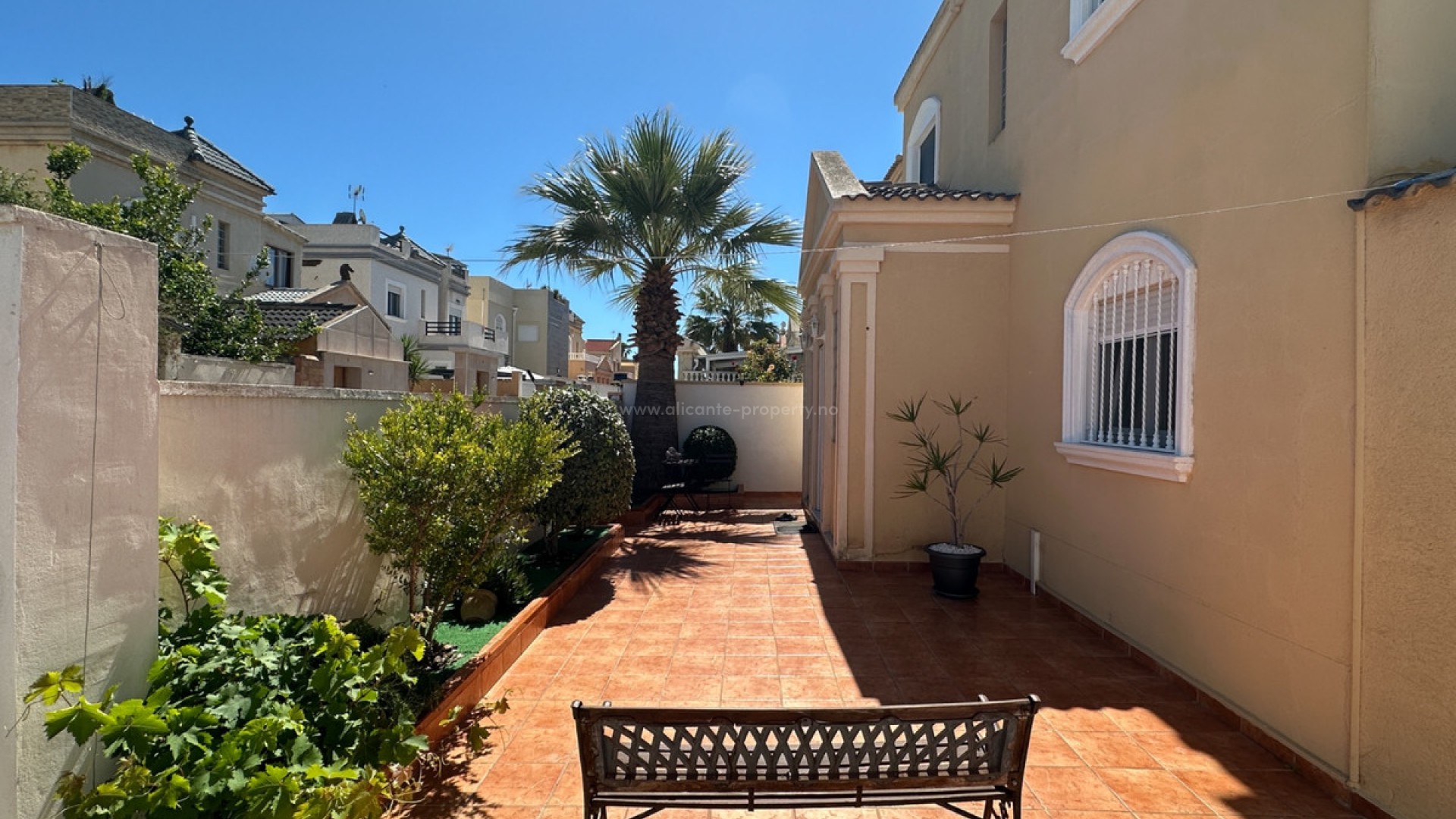 Villa in Torrevieja Centro