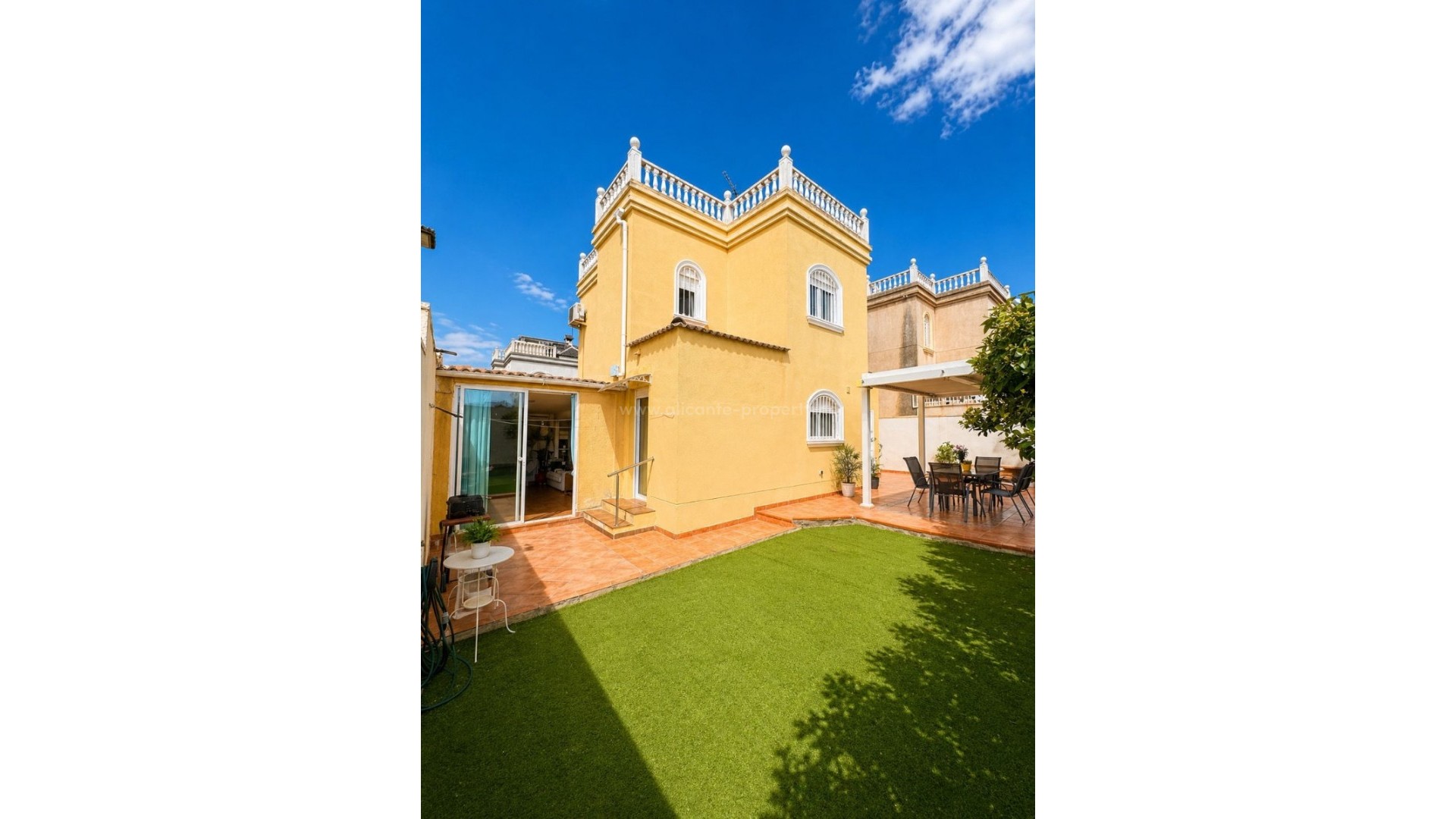 Villa in Torrevieja Centro