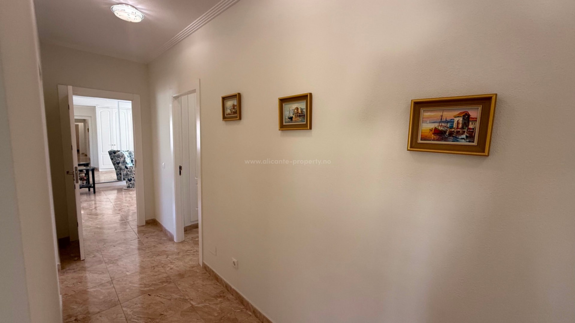 Villa in Torrevieja Centro