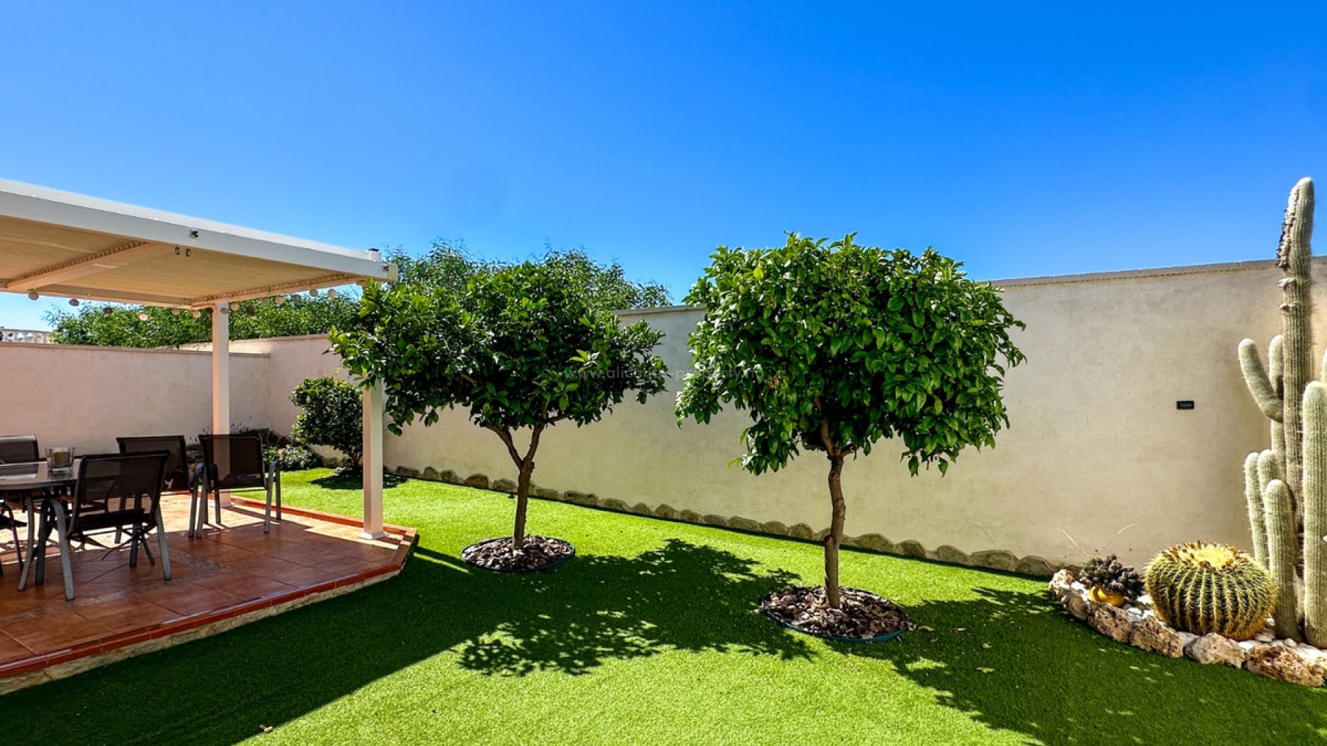 Villa in Torrevieja Centro