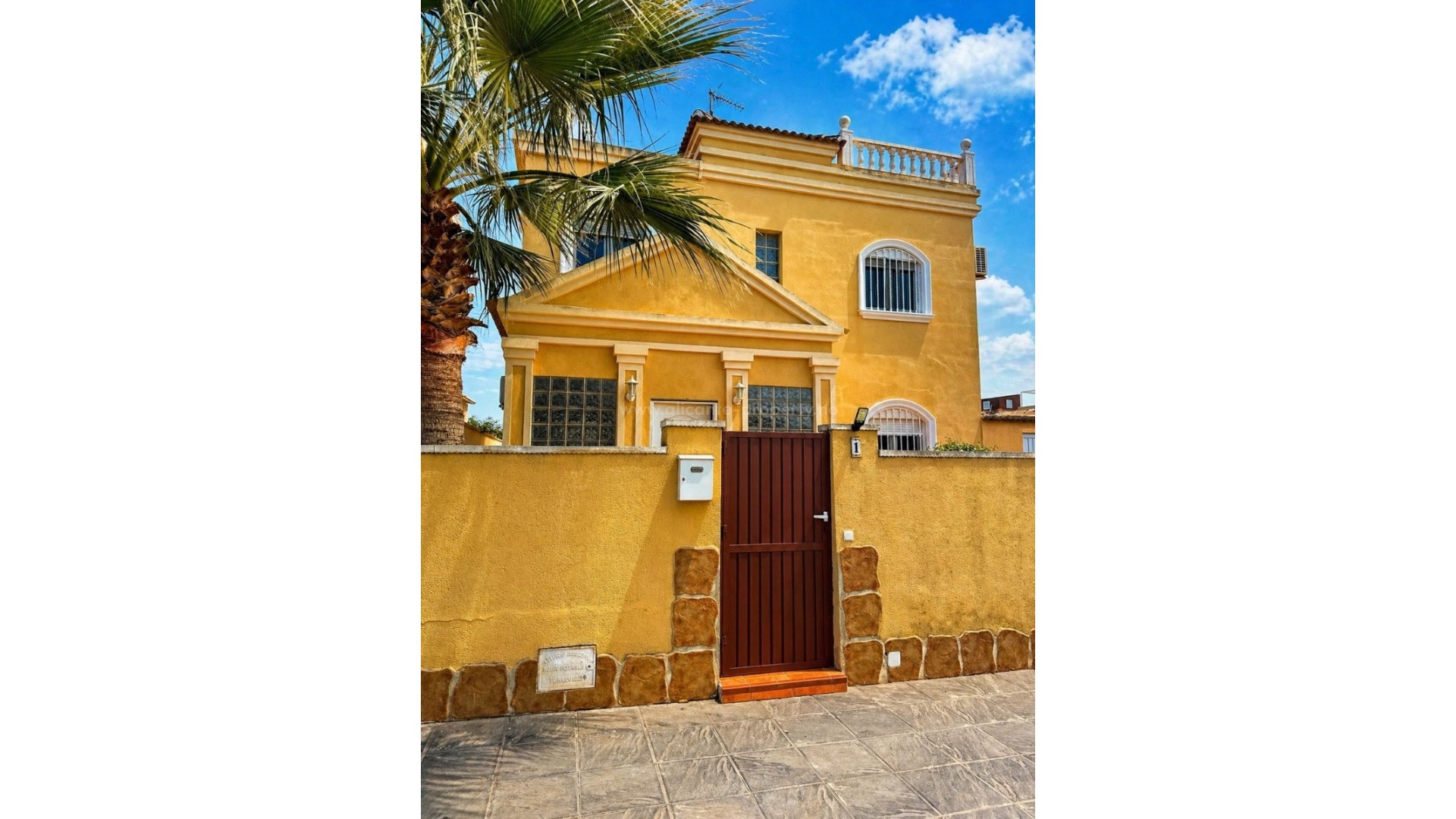 Villa in Torrevieja Centro