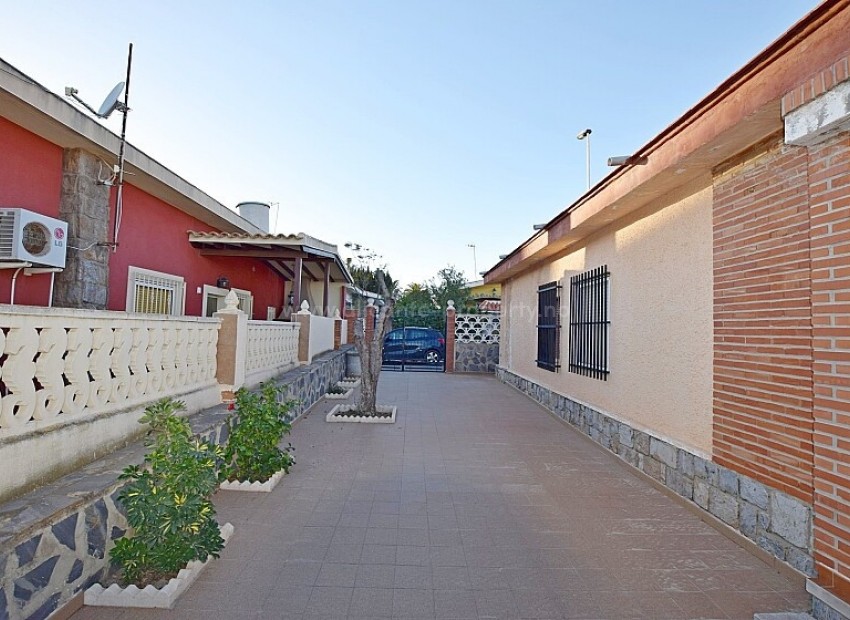 Villa in Torrevieja Centro