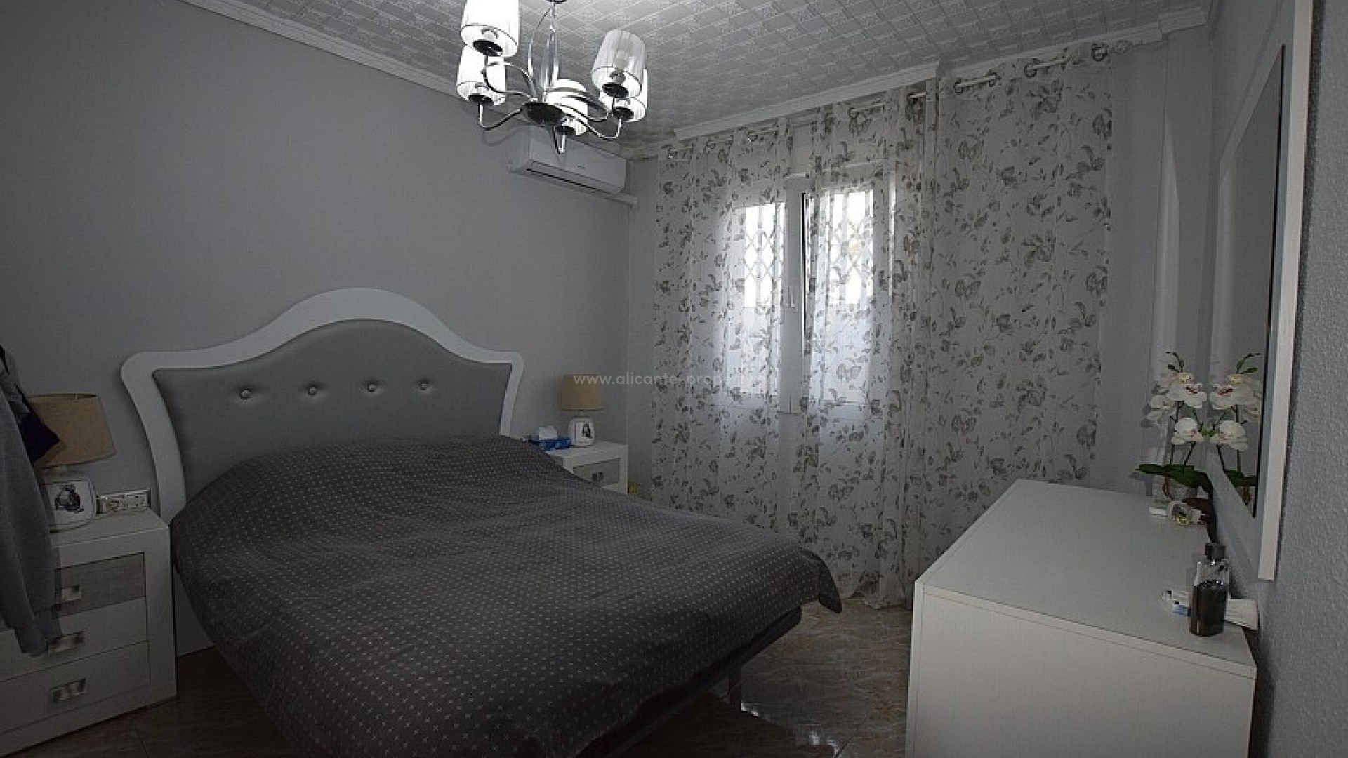 Villa in Torrevieja Centro