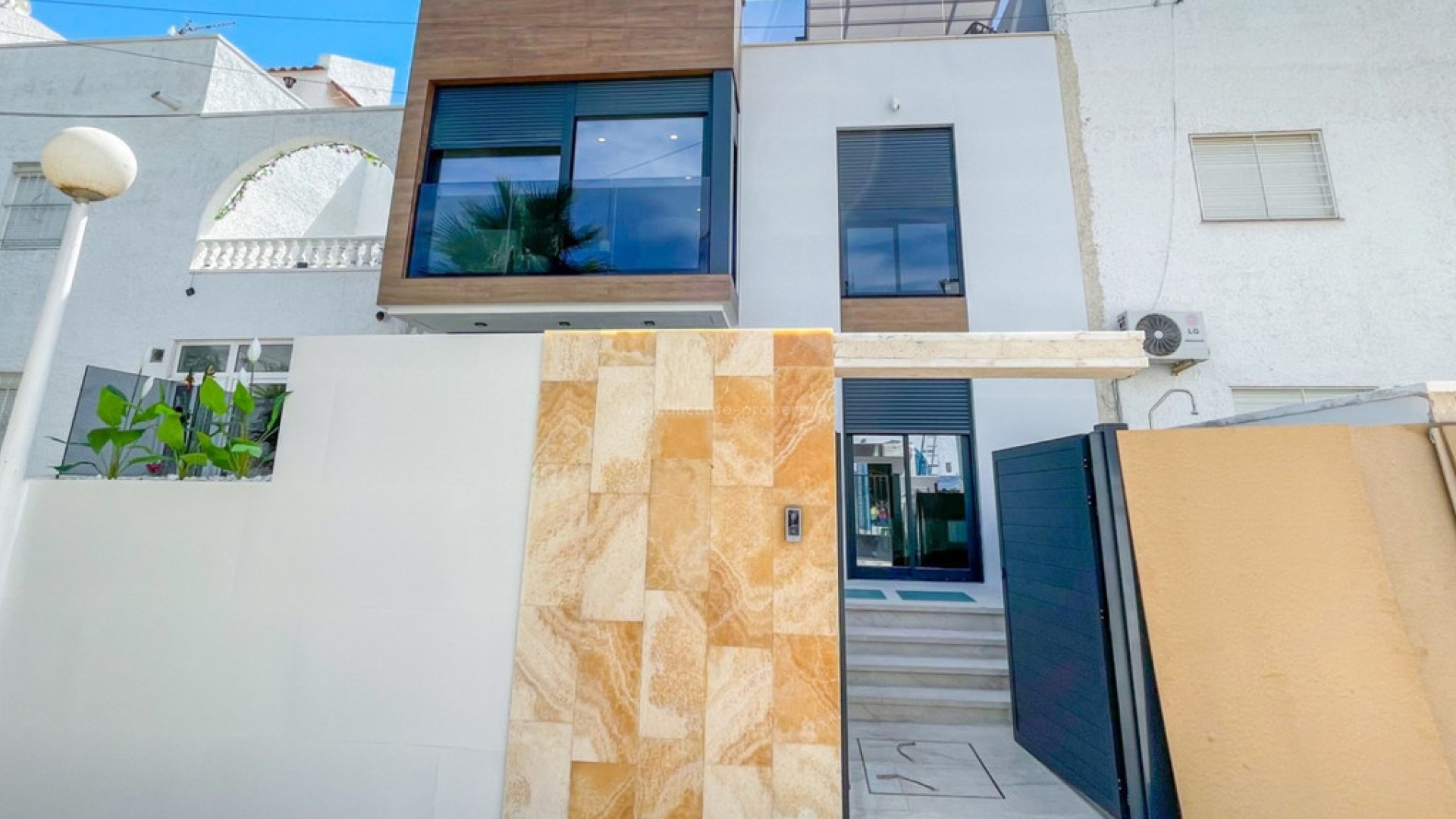 Villa in Torrevieja Centro