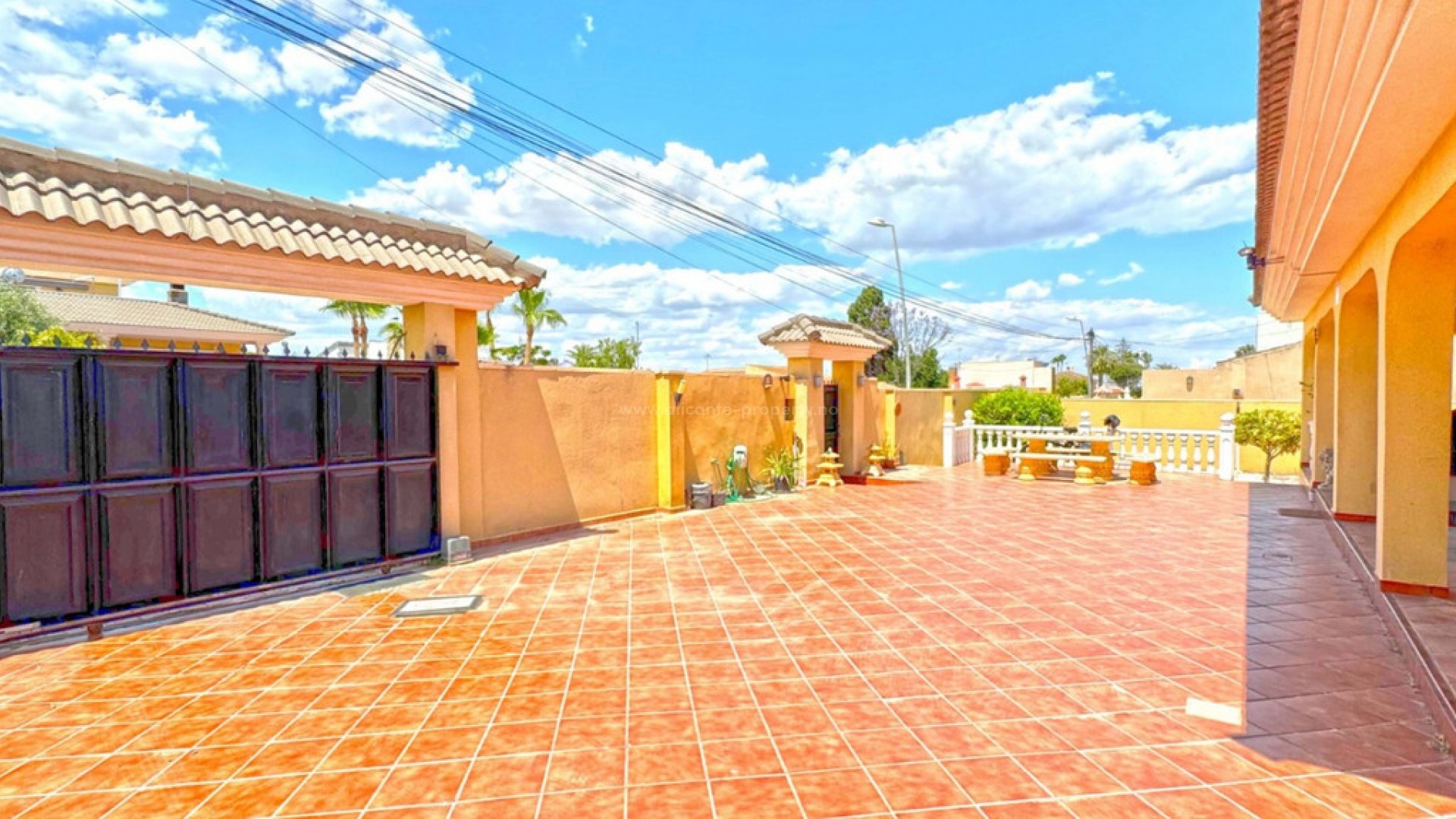 Villa in Torrevieja Centro