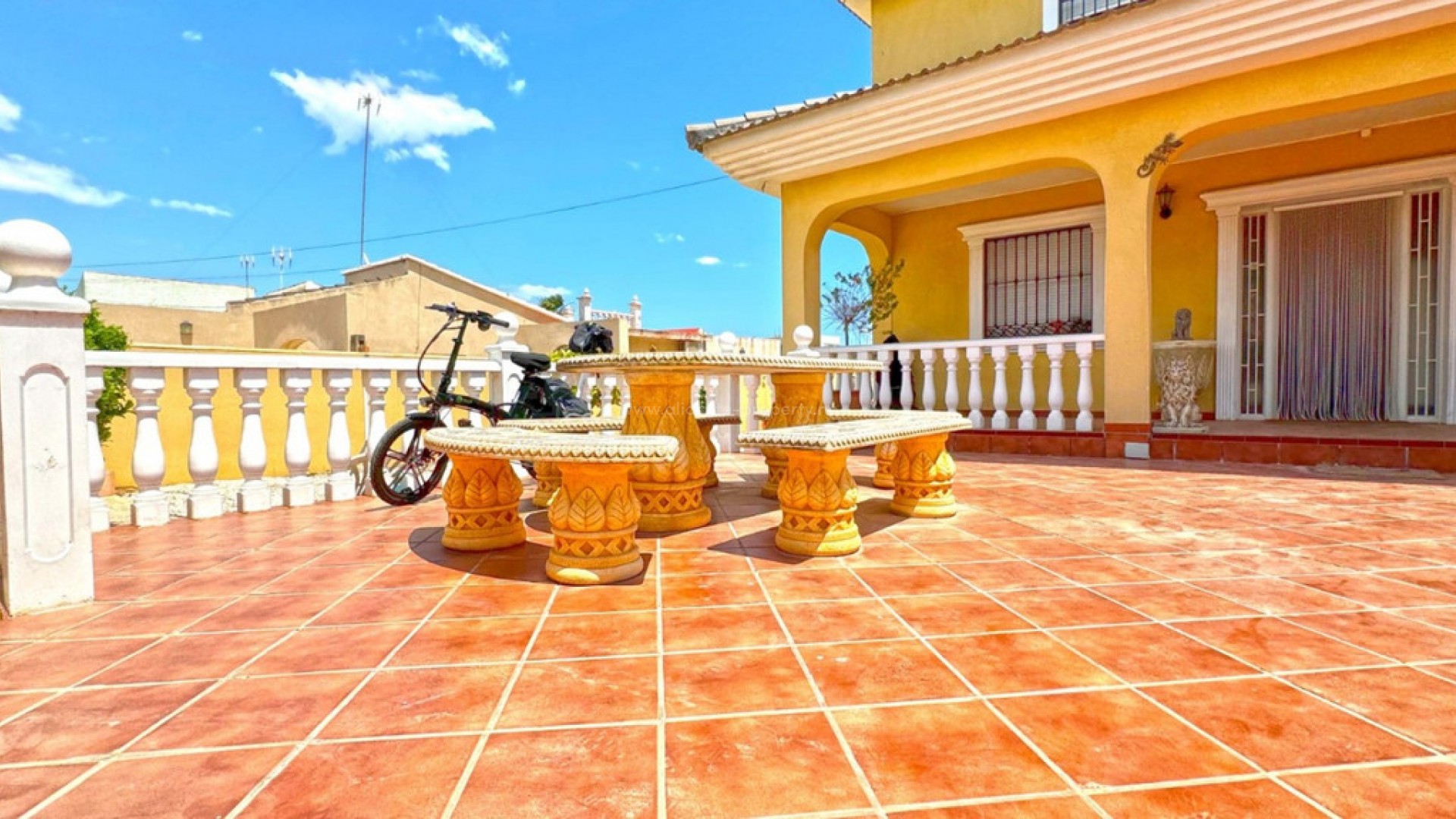 Villa in Torrevieja Centro
