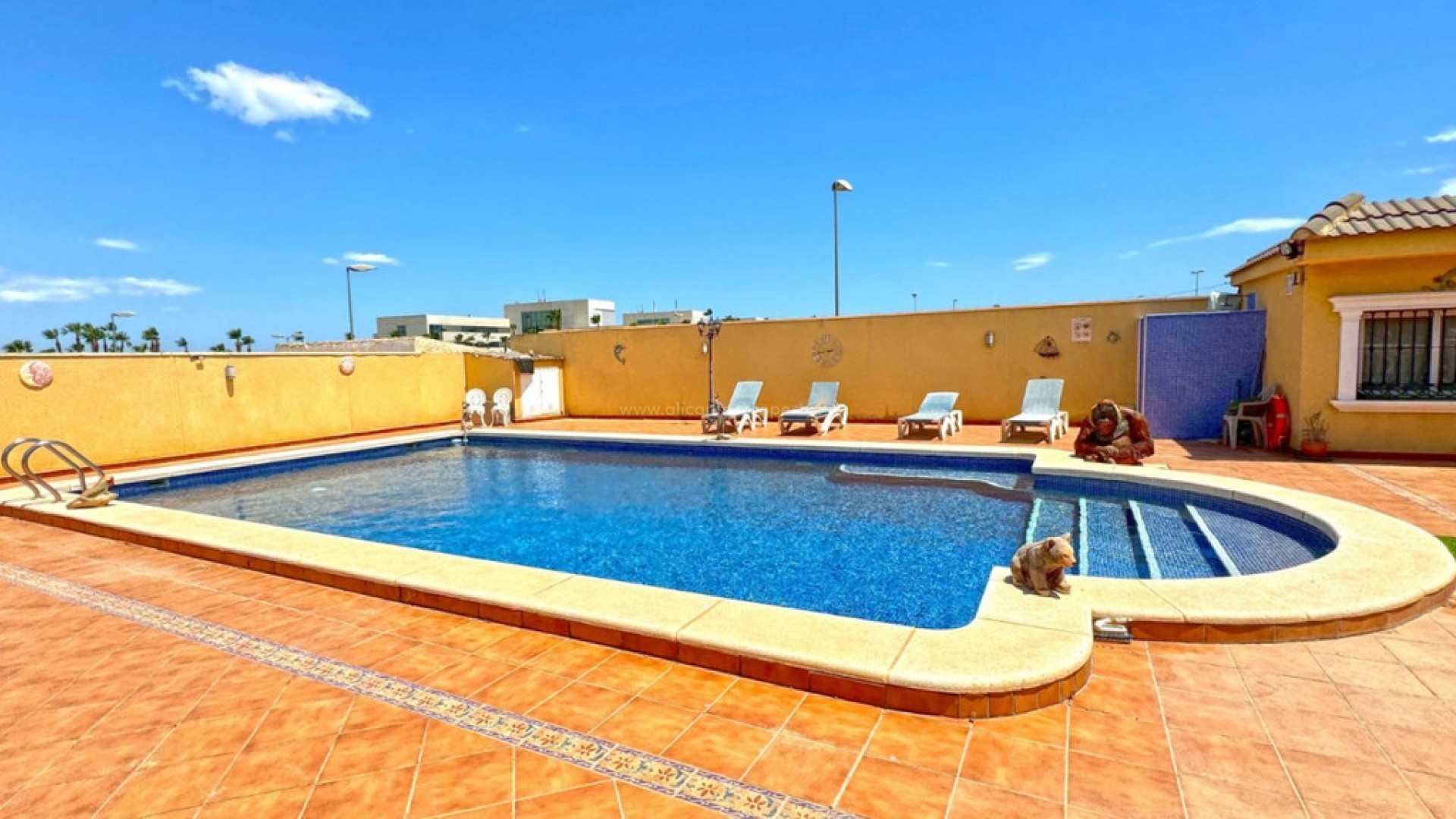 Villa in Torrevieja Centro