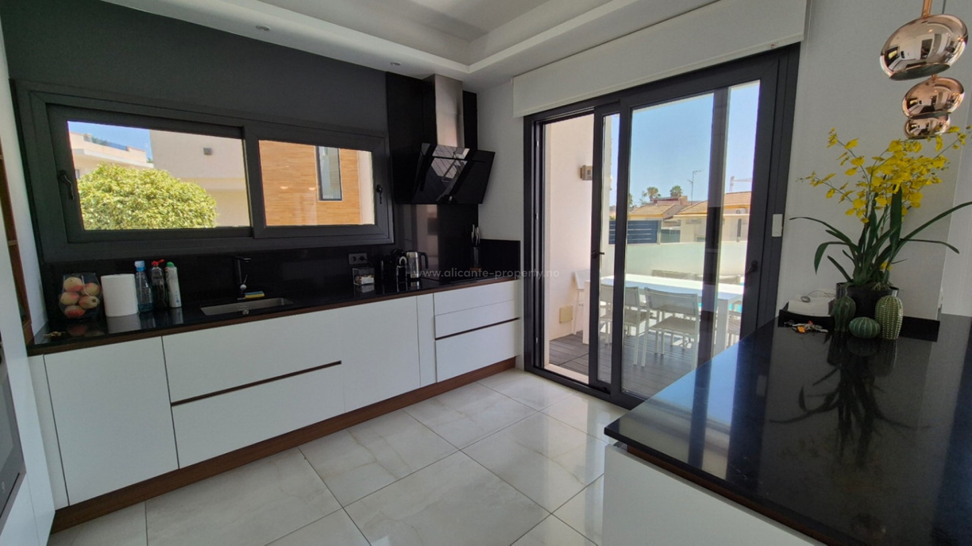 Villa in Torrevieja Centro