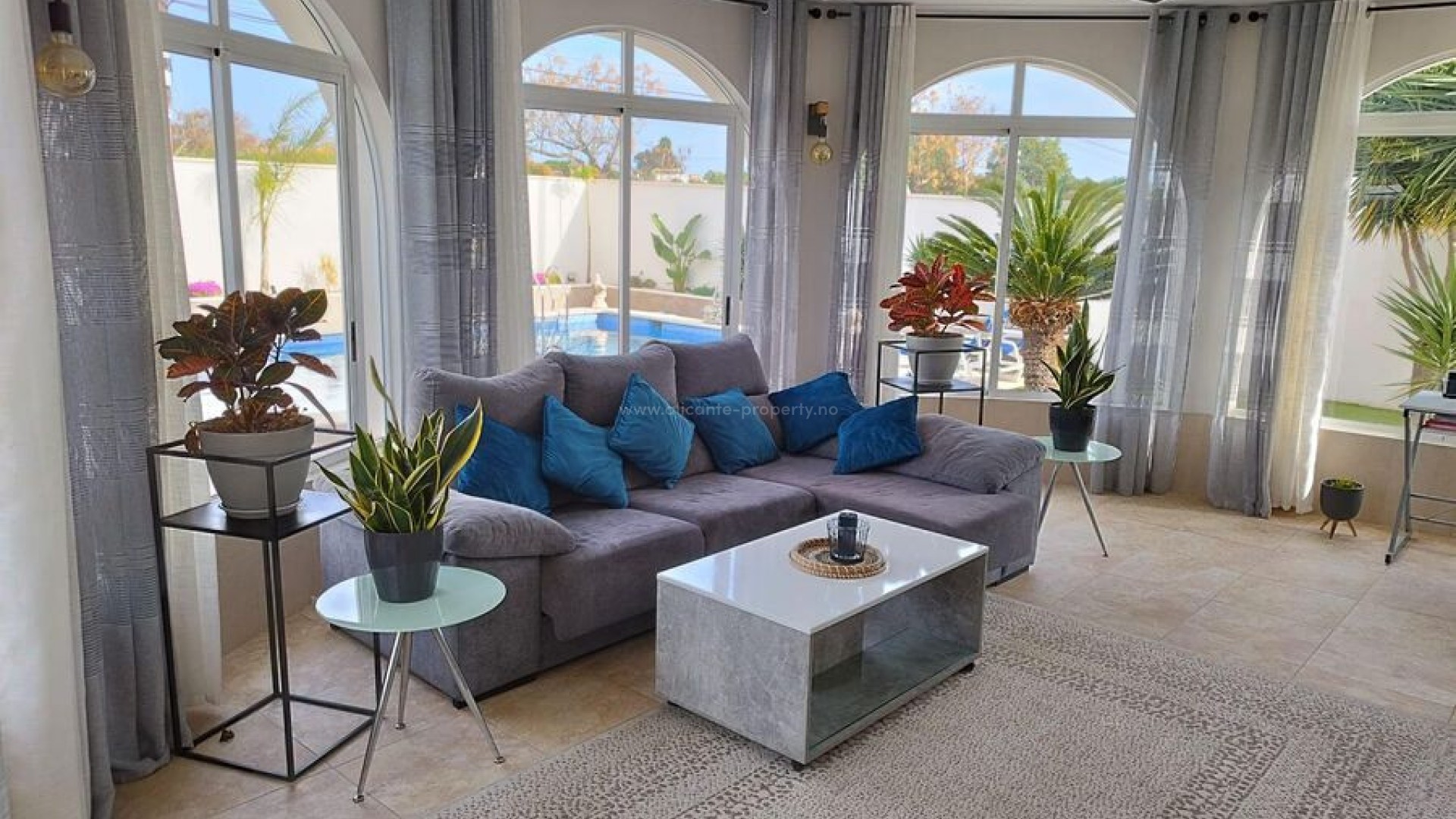Villa in Torrevieja Centro