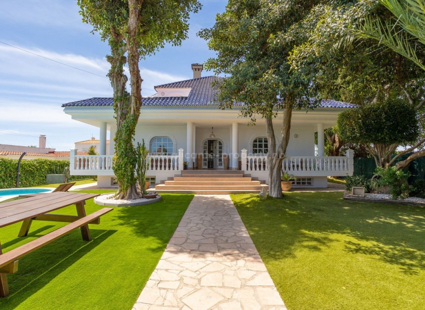 Villa in Torrevieja Centro
