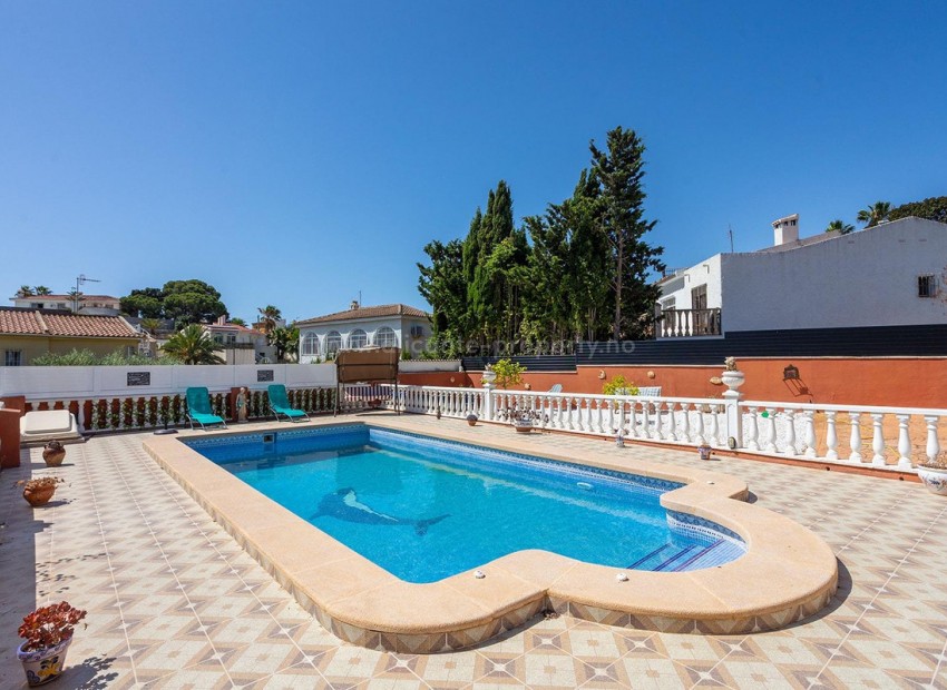 Villa in Torrevieja Centro