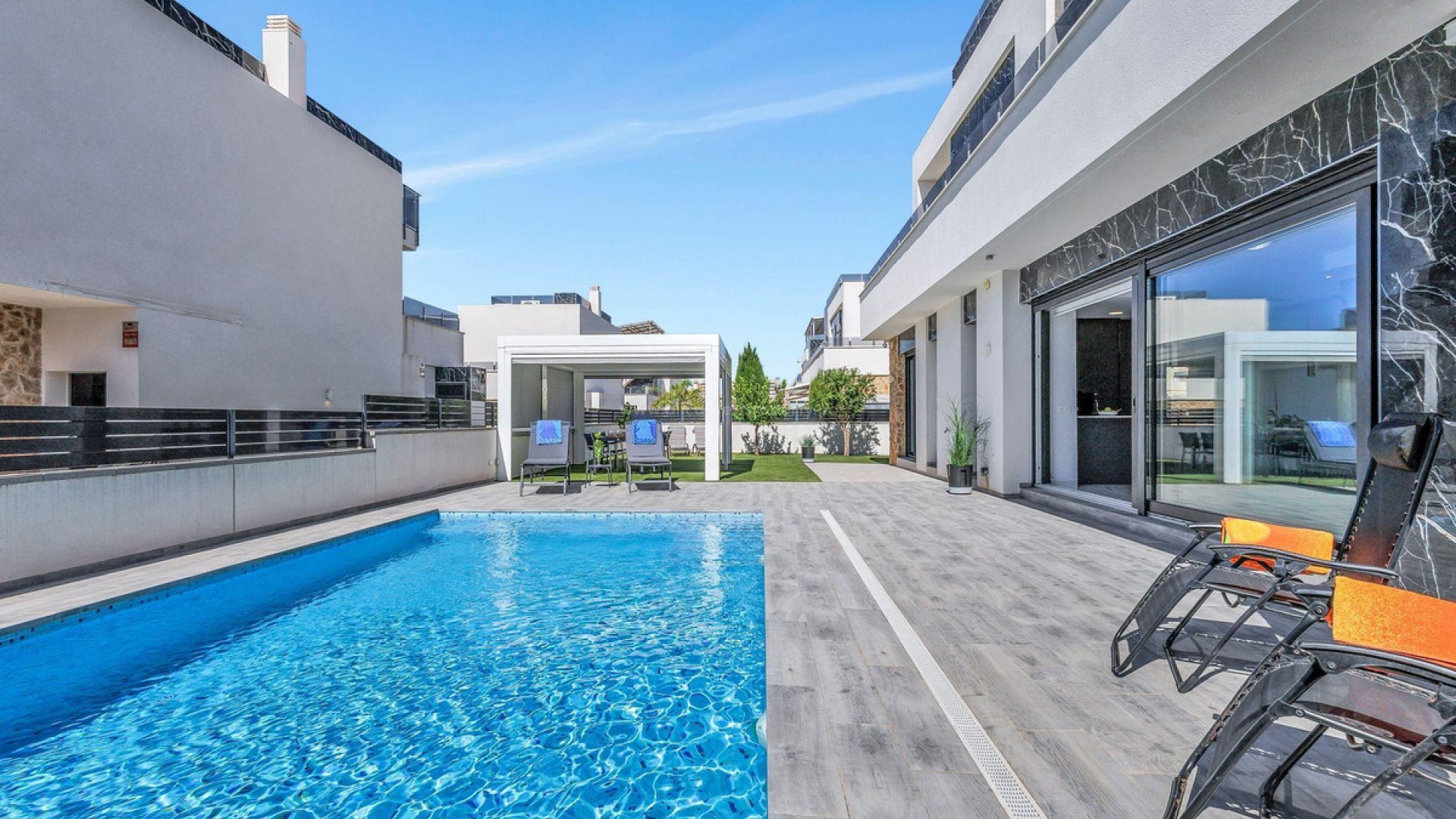 Villa in Torrevieja Centro