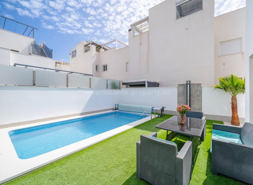 Villa in Torrevieja Centro