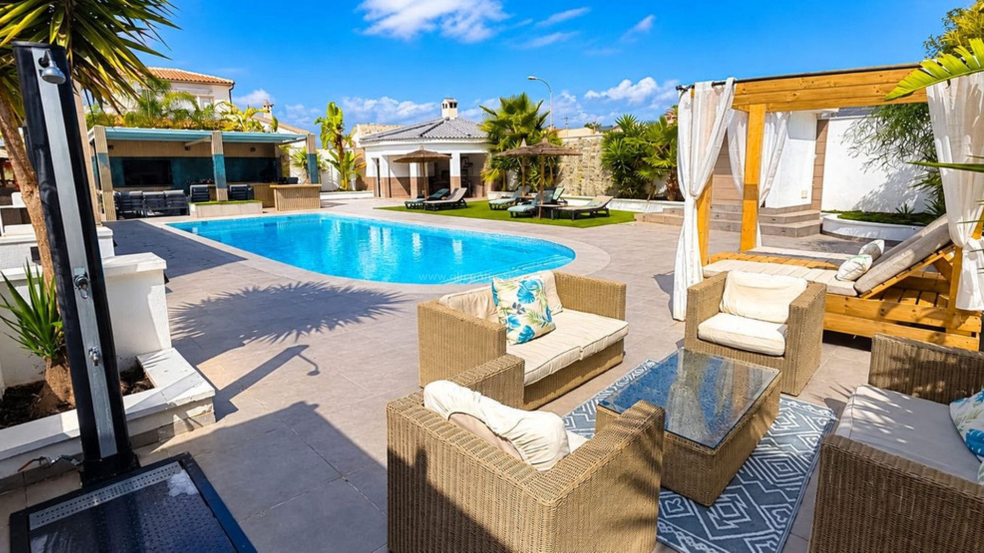 Villa in Torrevieja Centro
