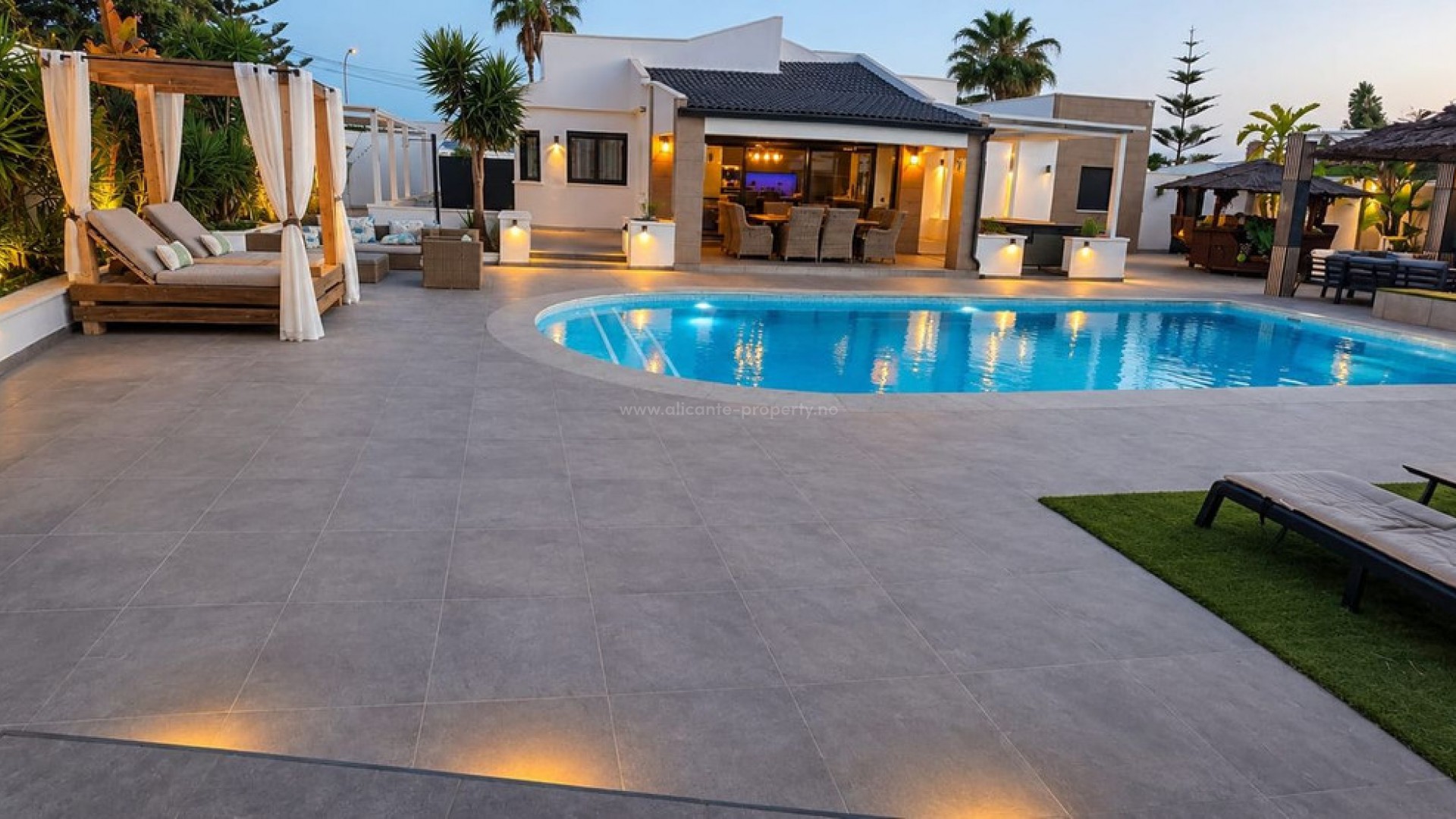 Villa in Torrevieja Centro