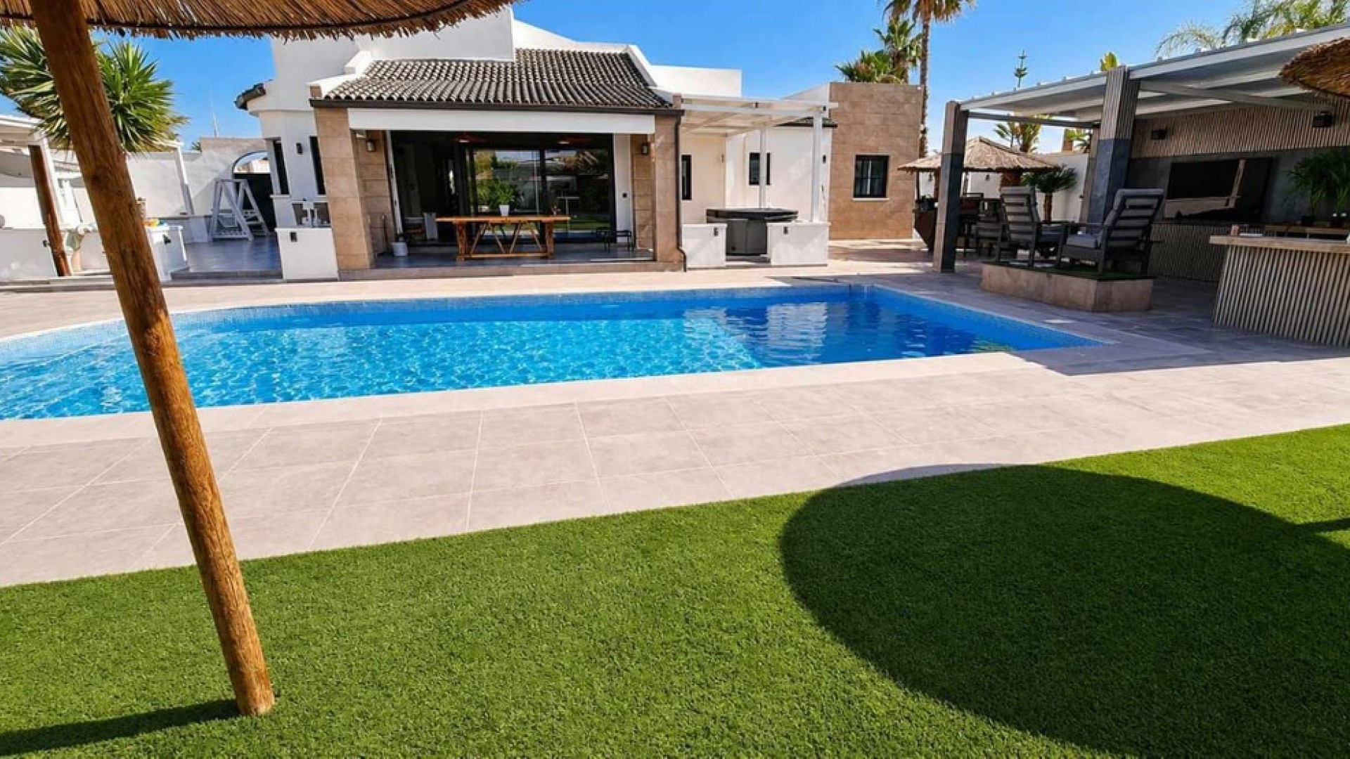Villa in Torrevieja Centro