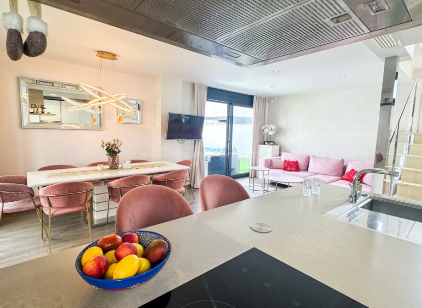 Villa in Torrevieja Centro