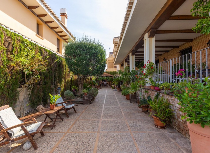 Villa in Torrevieja Centro