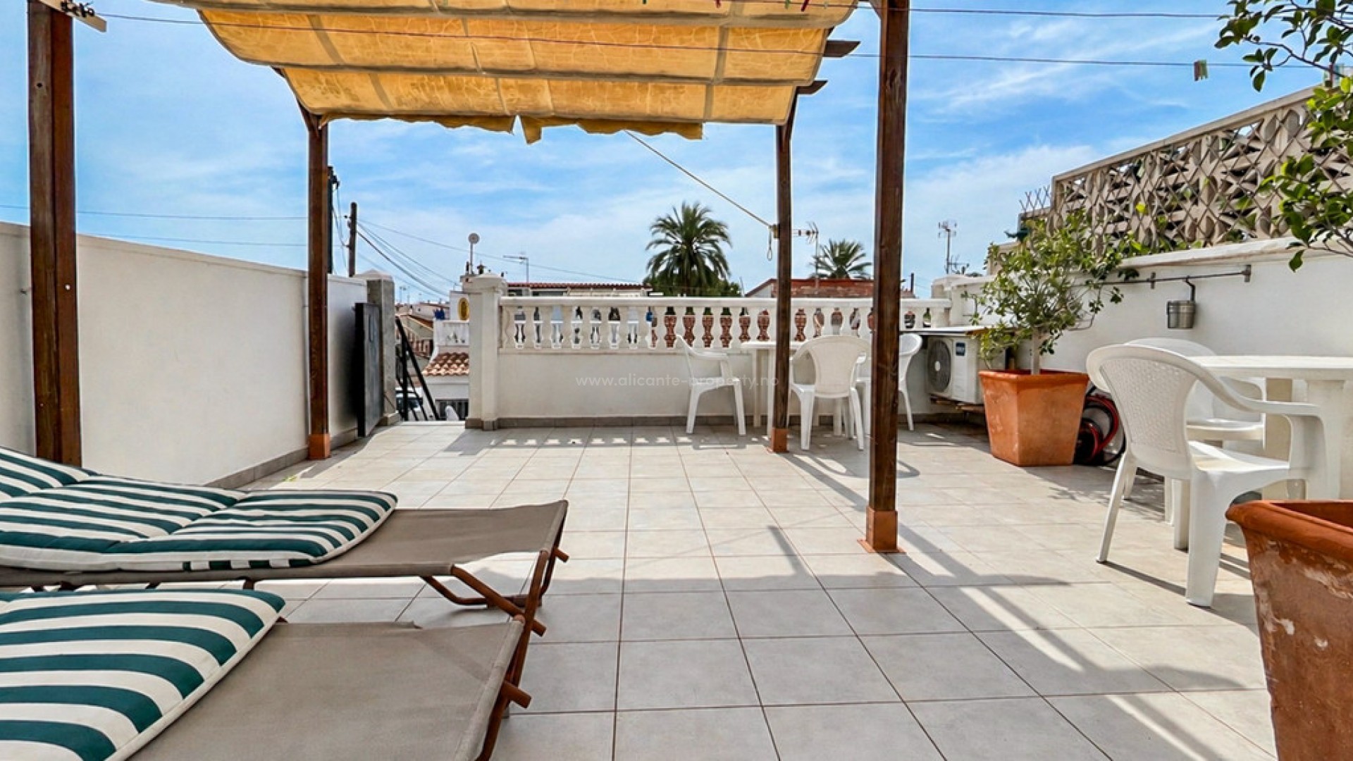 Villa in Torrevieja Centro