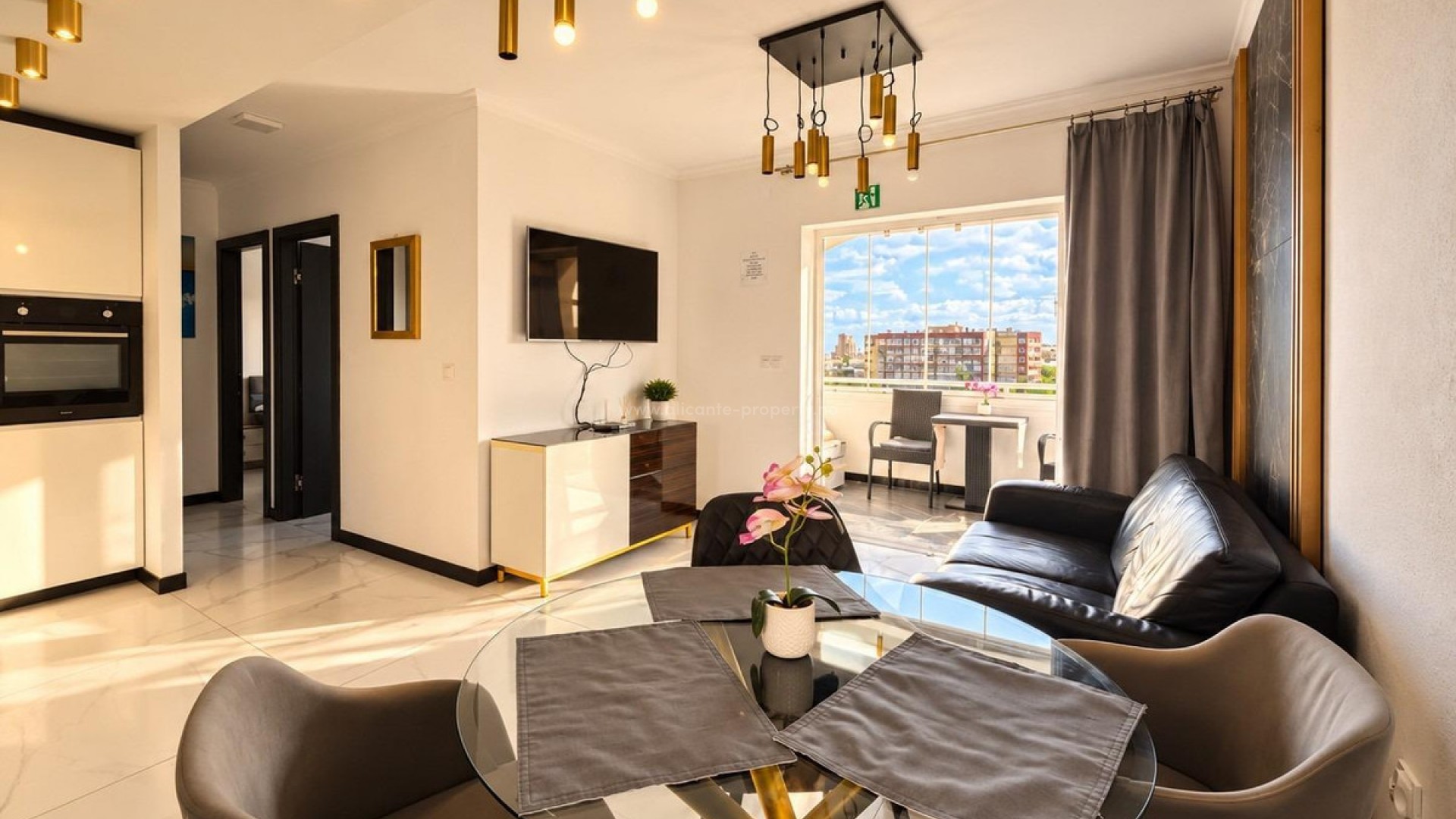 Villa in Torrevieja Centro