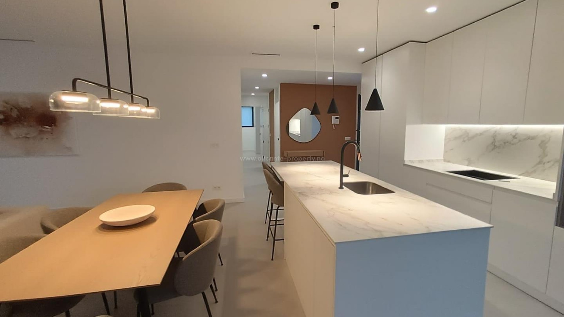 Villa in Town Center