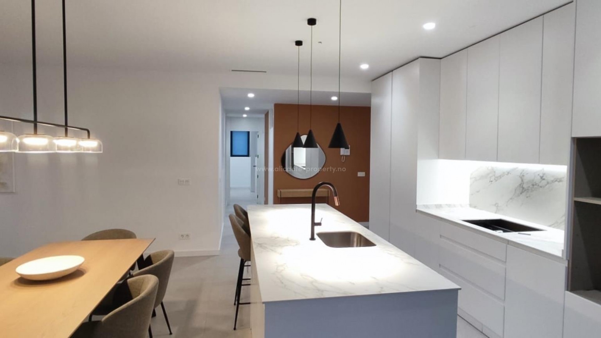 Villa in Town Center