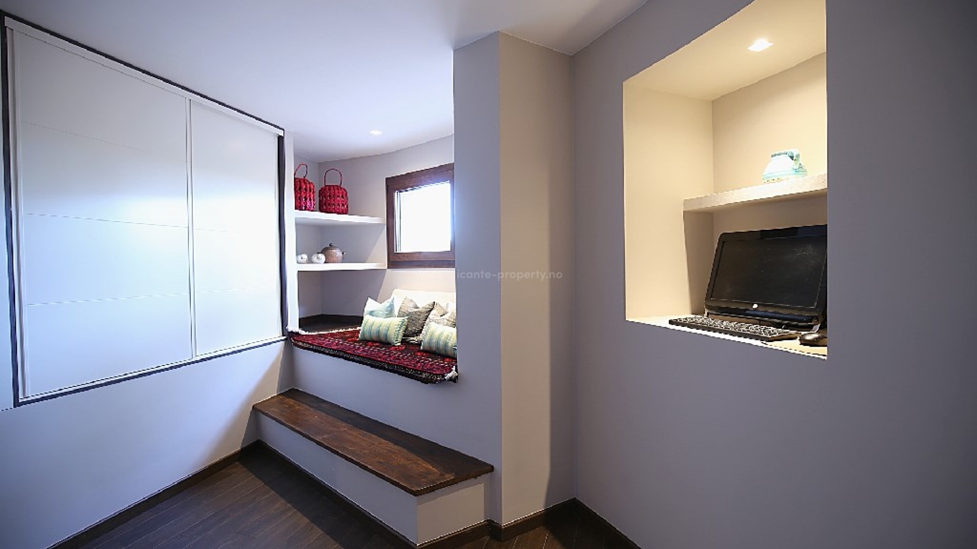 Villa in Town Center