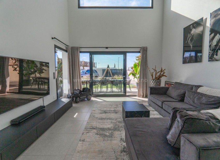 Villa in Town Center