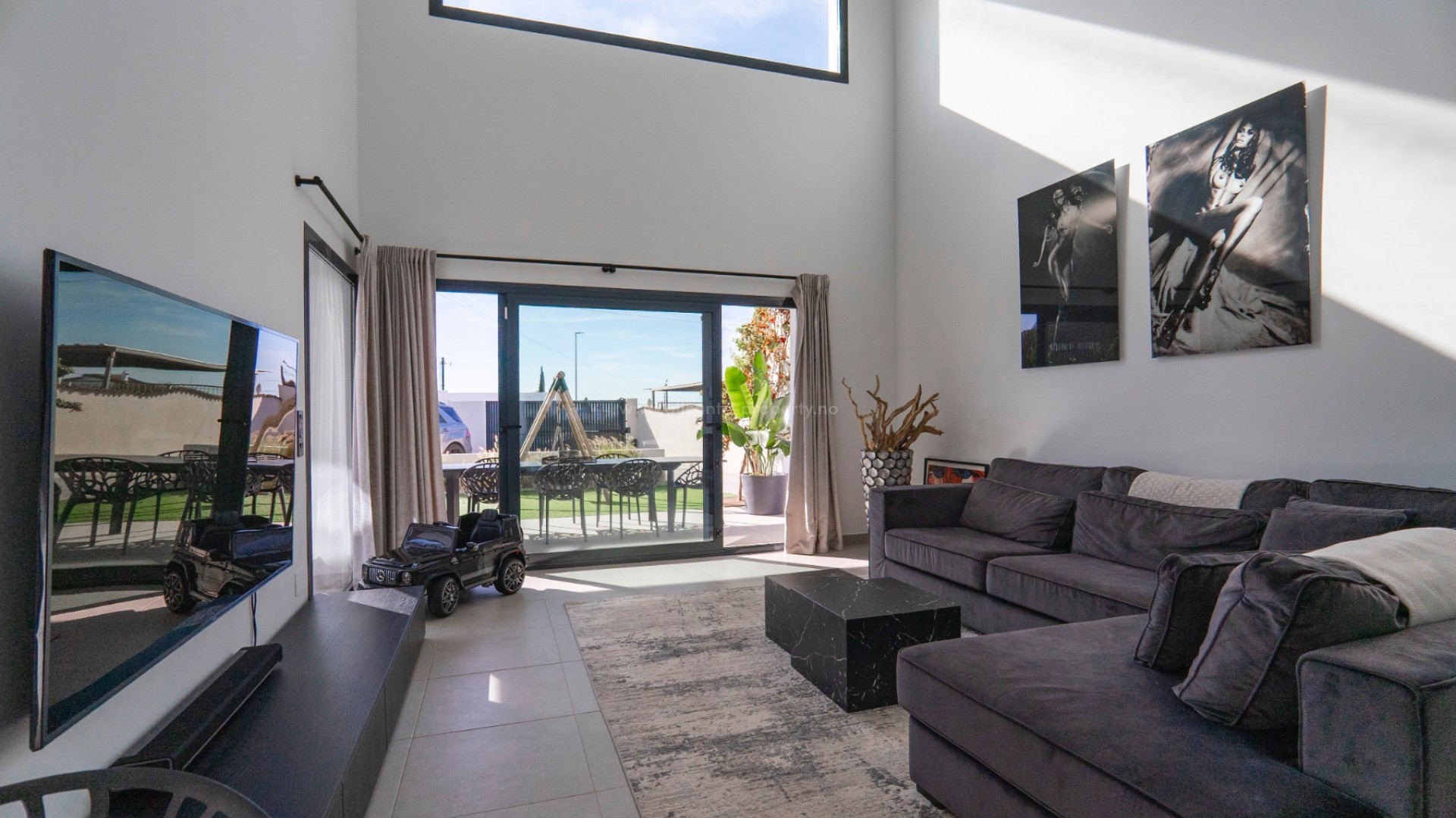 Villa in Town Center