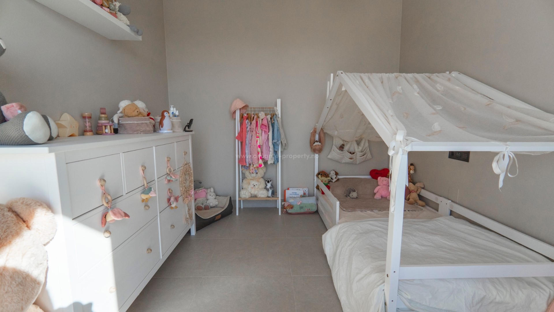 Villa in Town Center