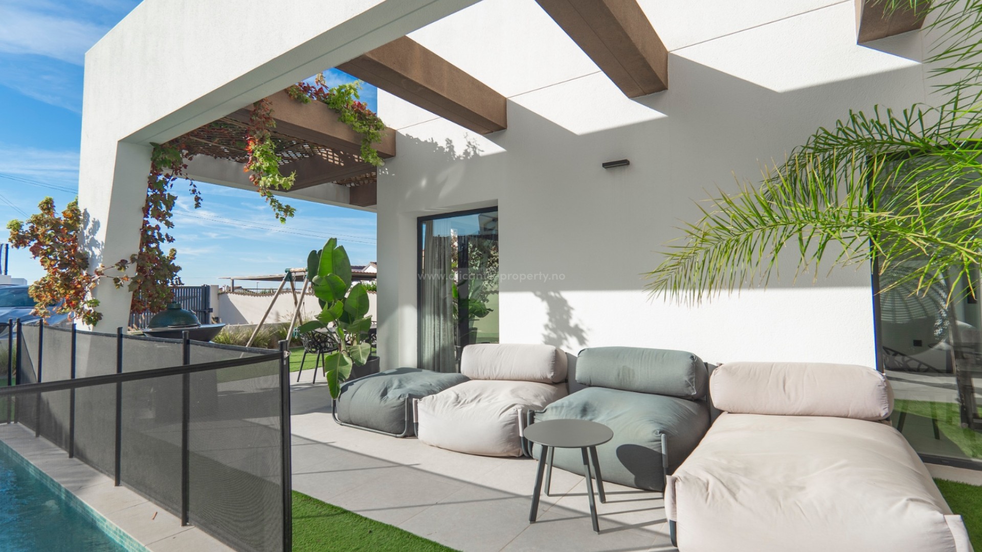 Villa in Town Center