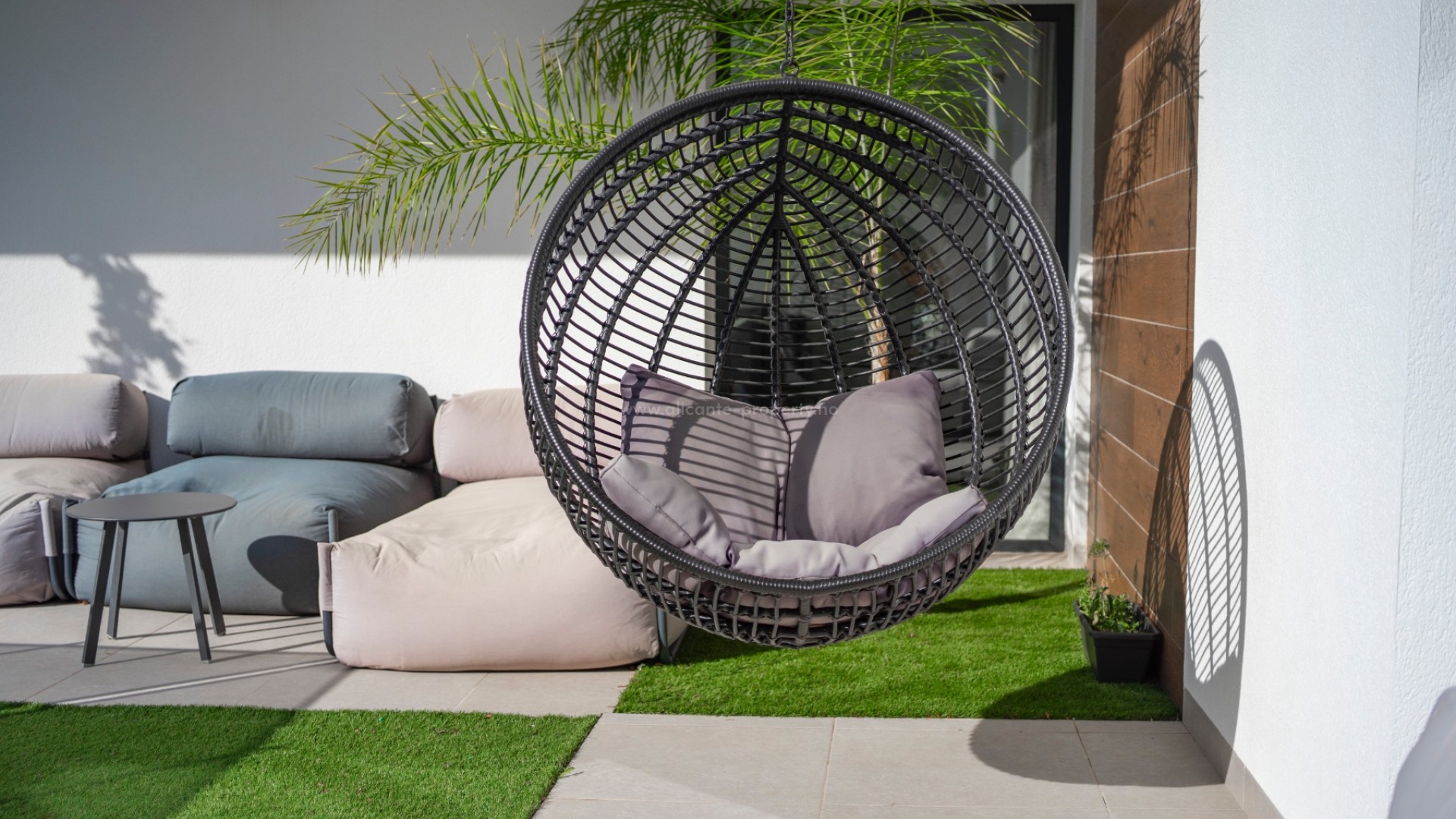 Villa in Town Center