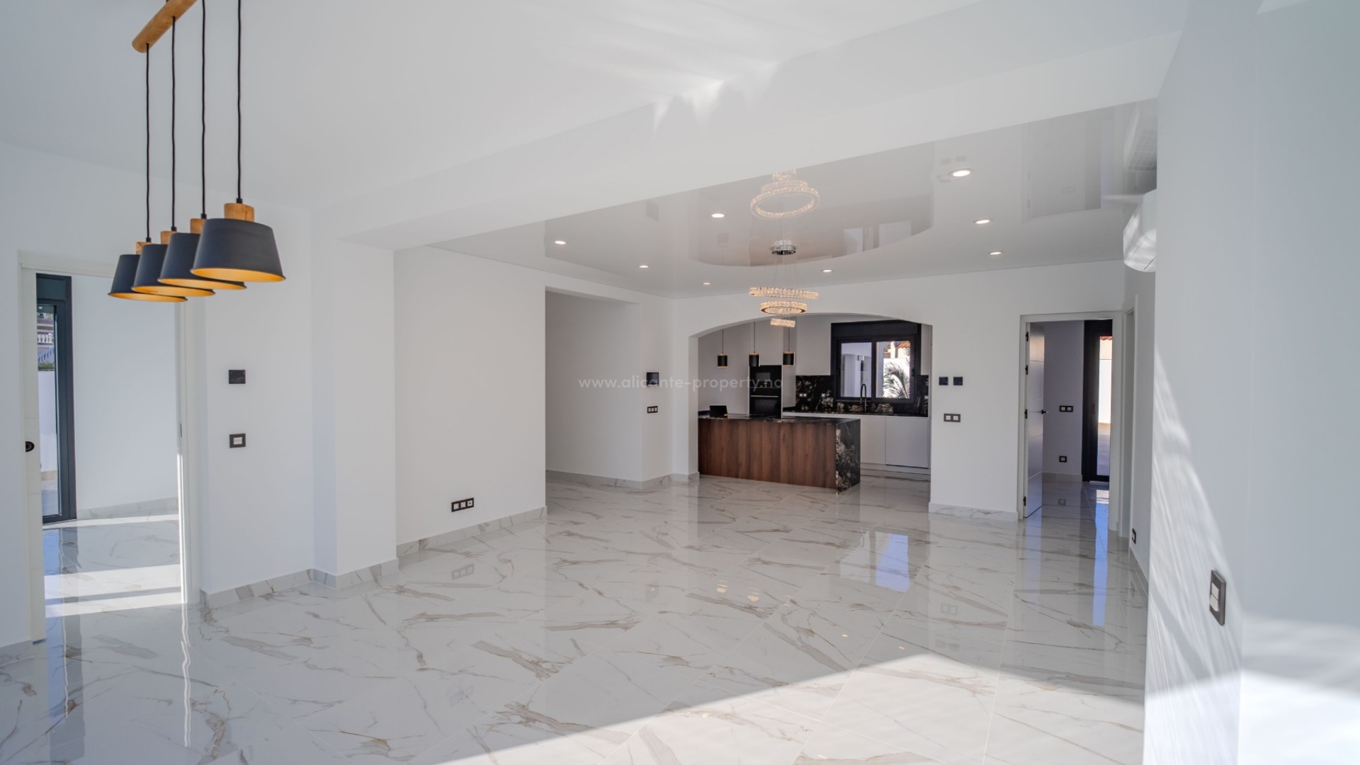 Villa in Town Center