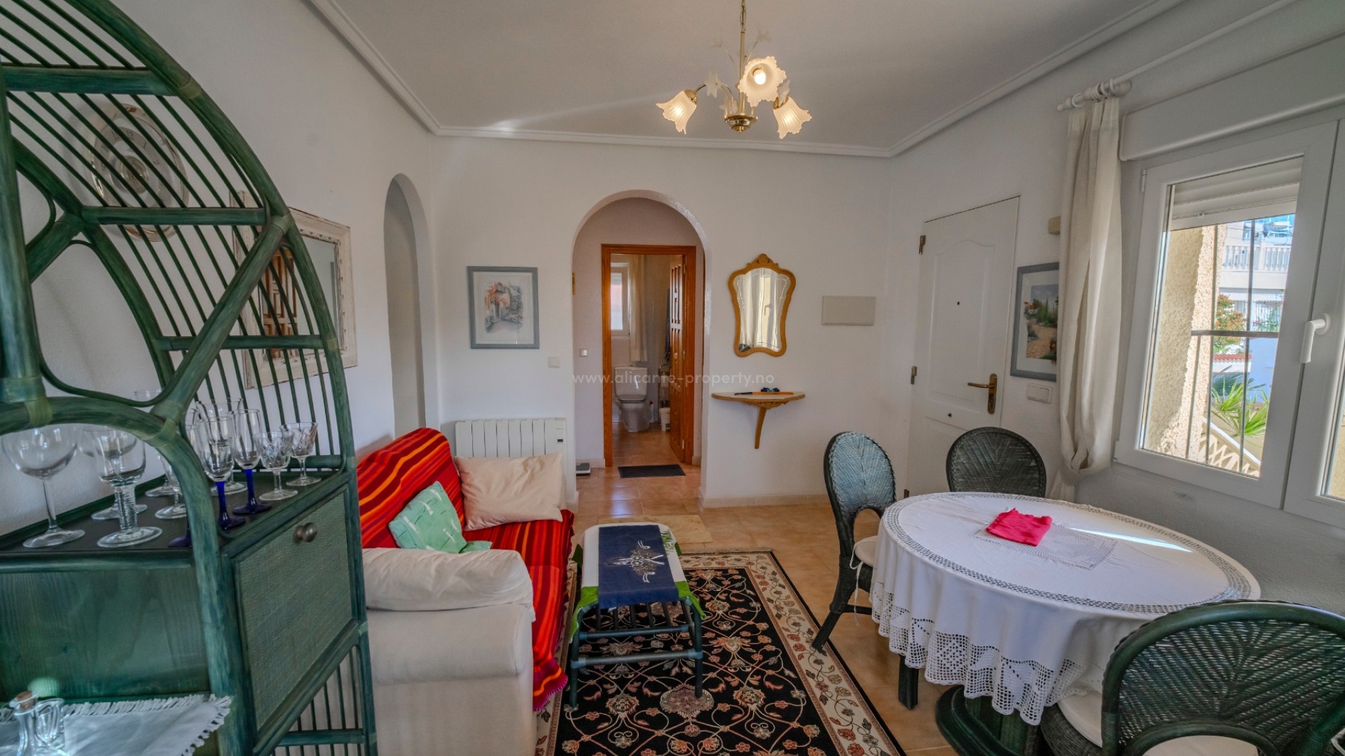 Villa in Town Center