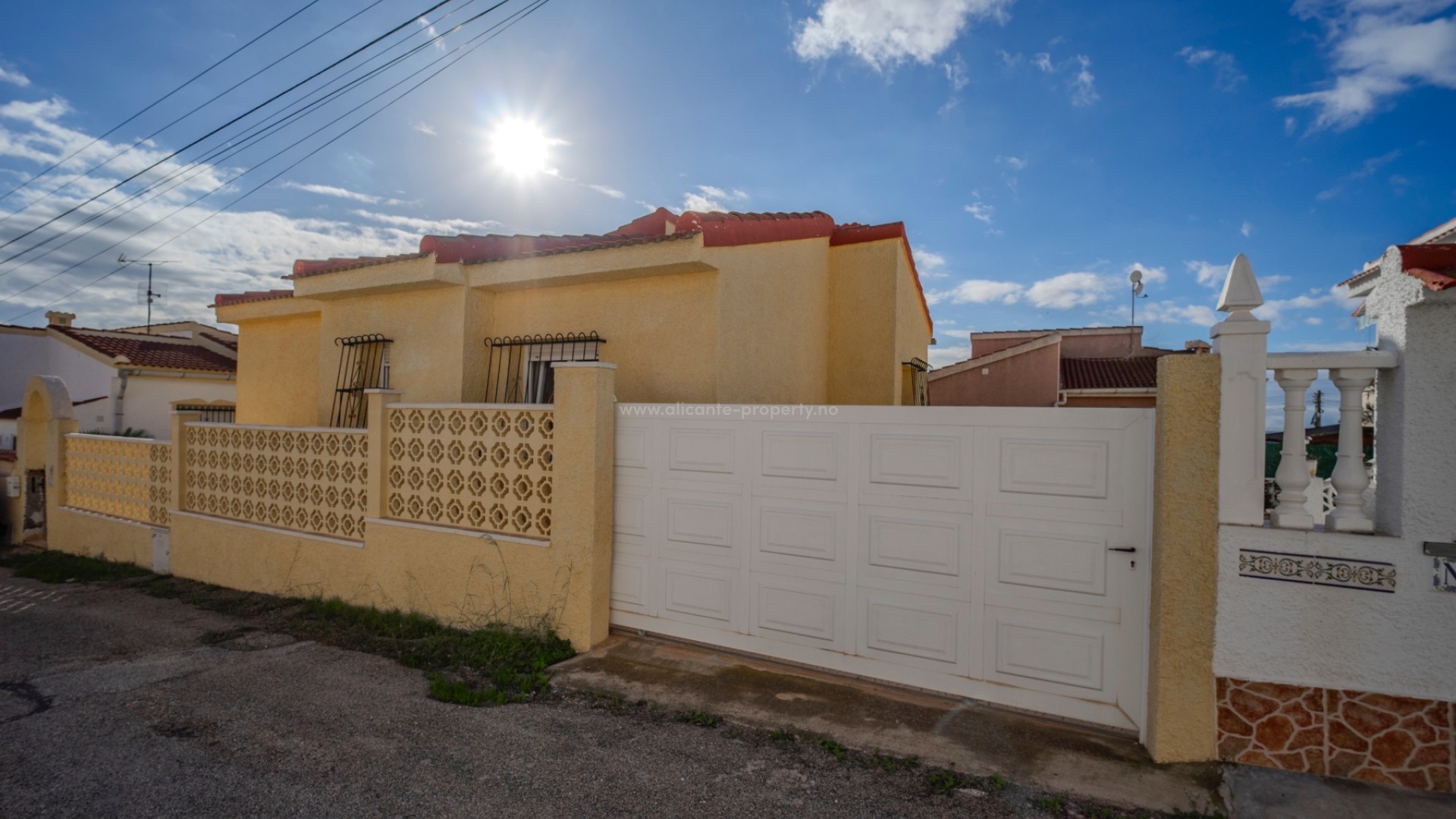 Villa in Town Center