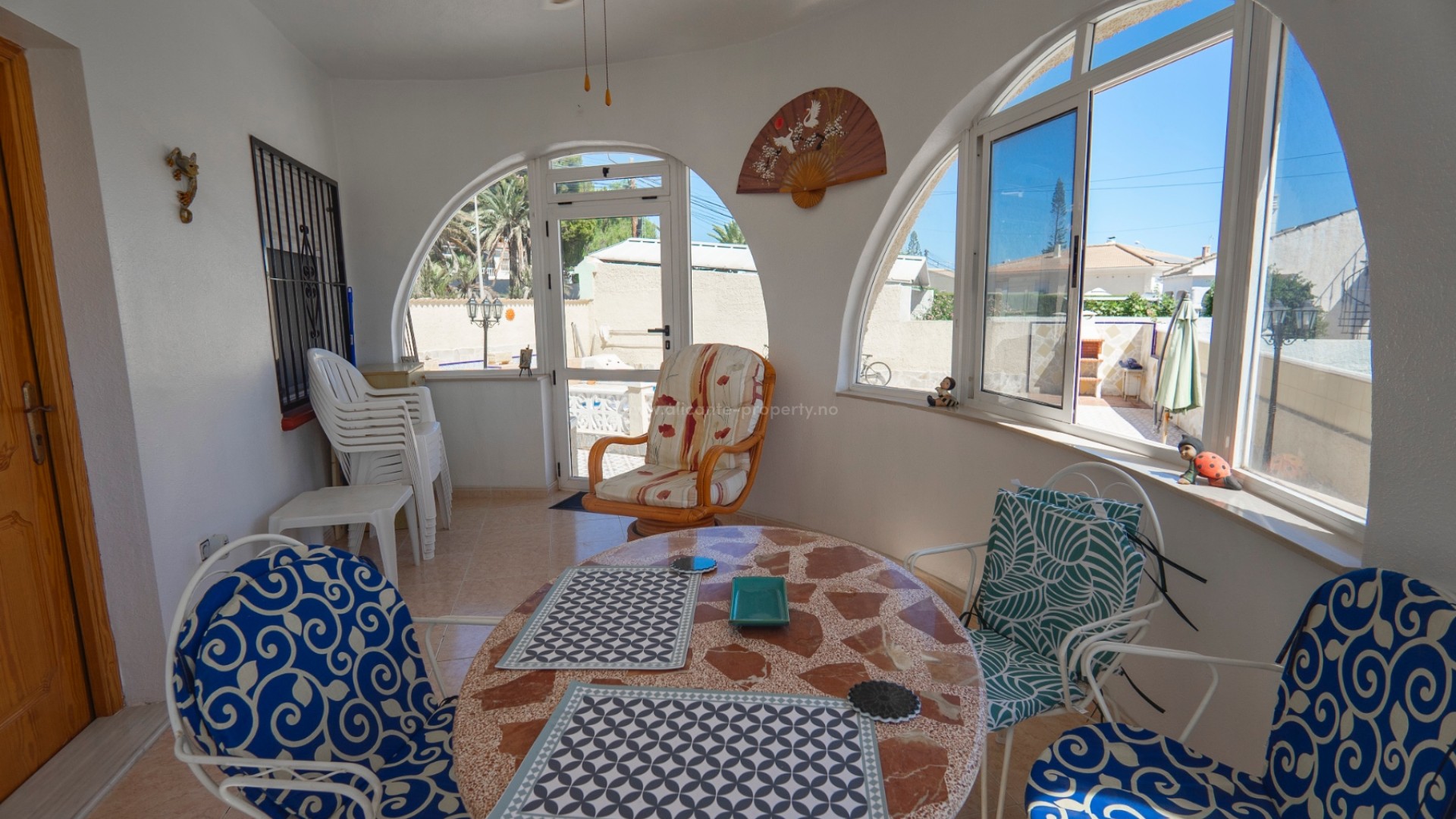 Villa in Town Center