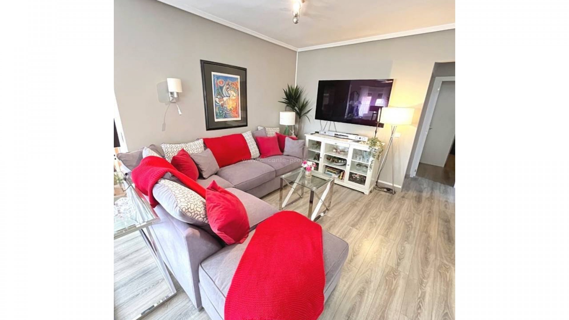 Villa in Town Center