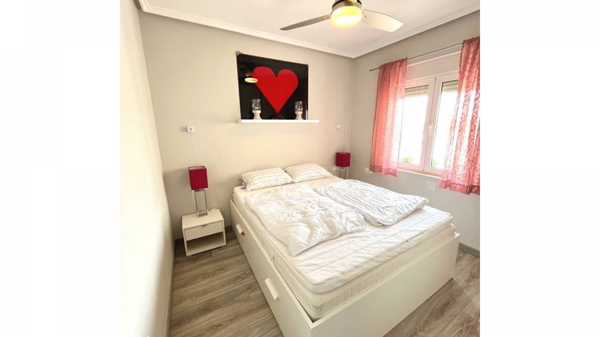 Villa in Town Center