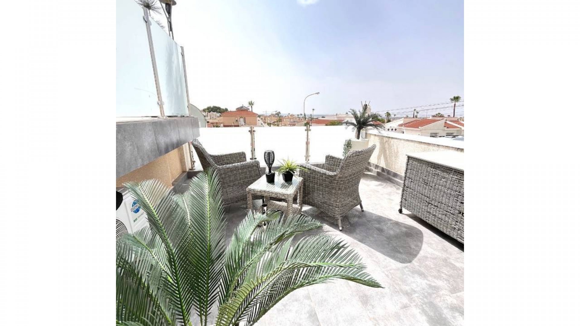 Villa in Town Center