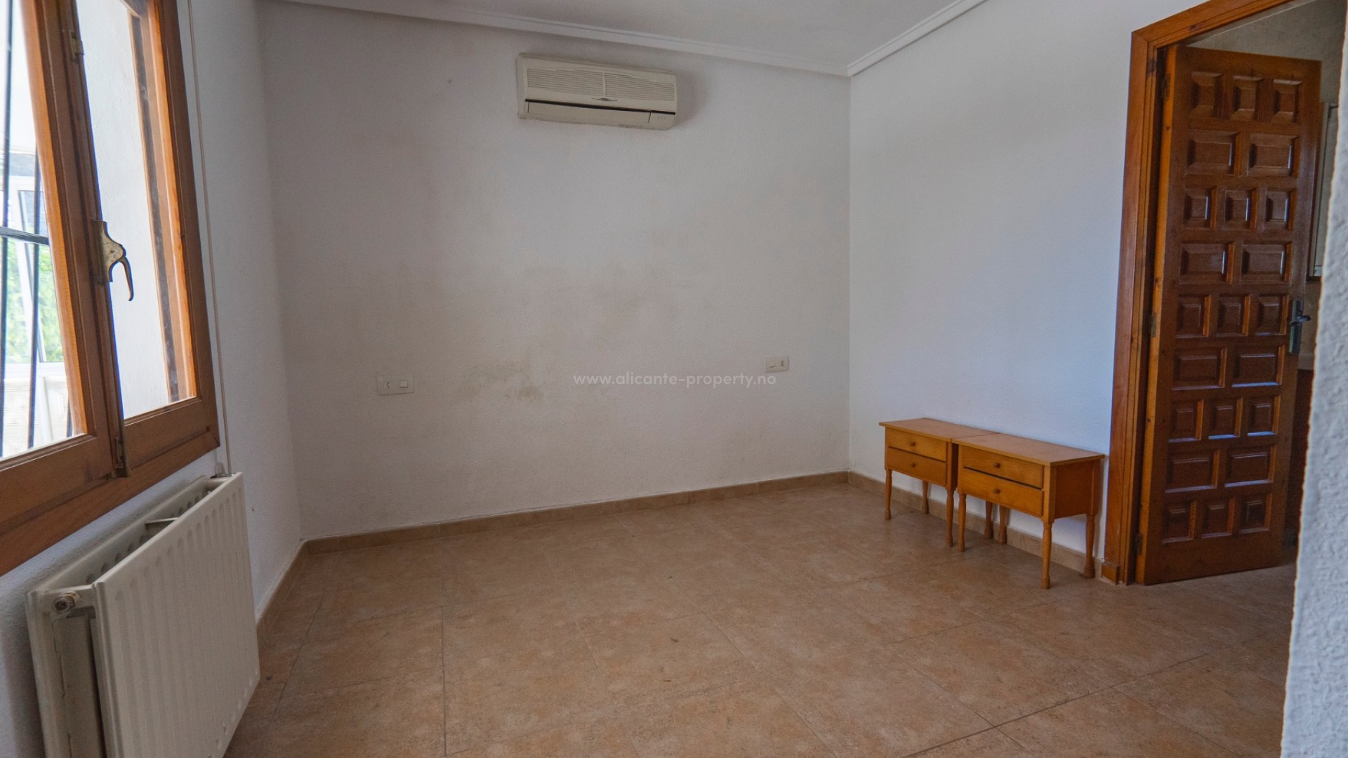 Villa in Town Center