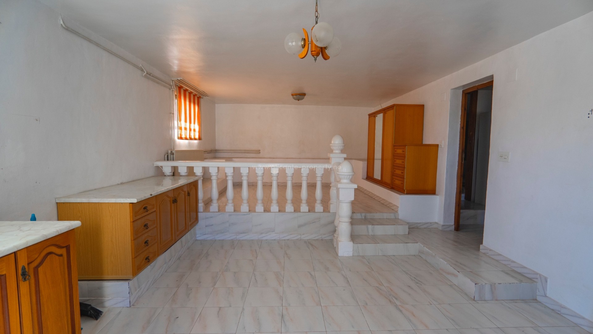 Villa in Town Center