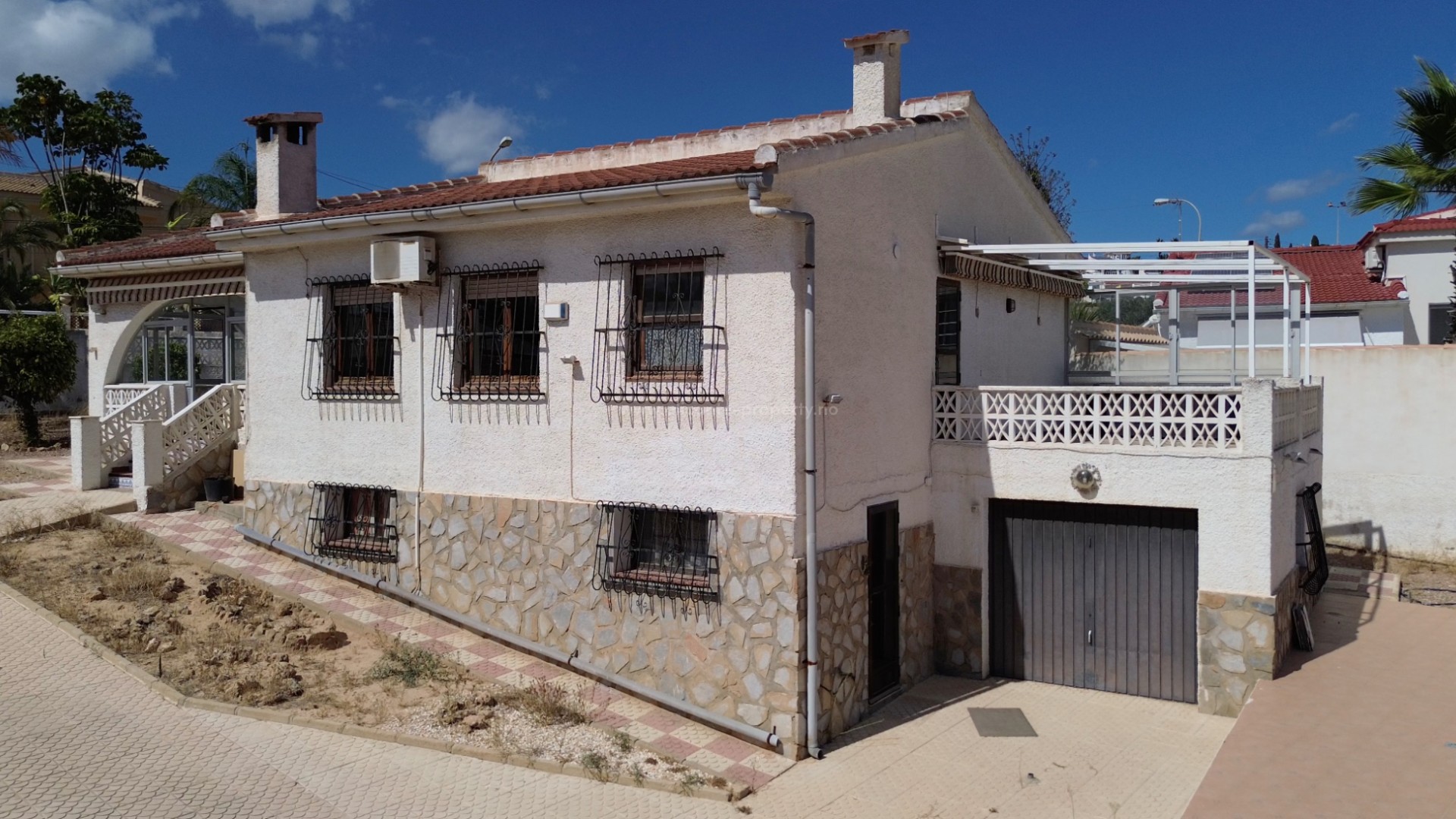 Villa in Town Center