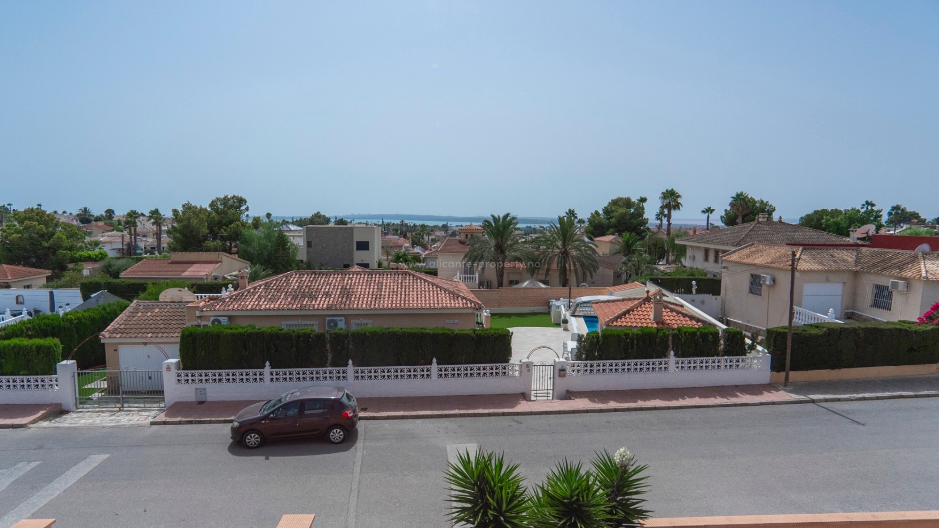 Villa in Town Center