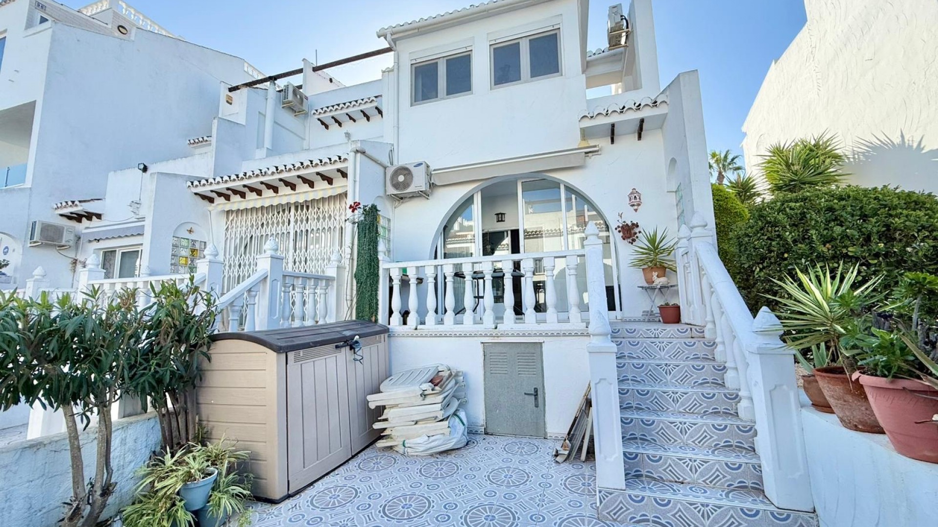 Villa in Town Center