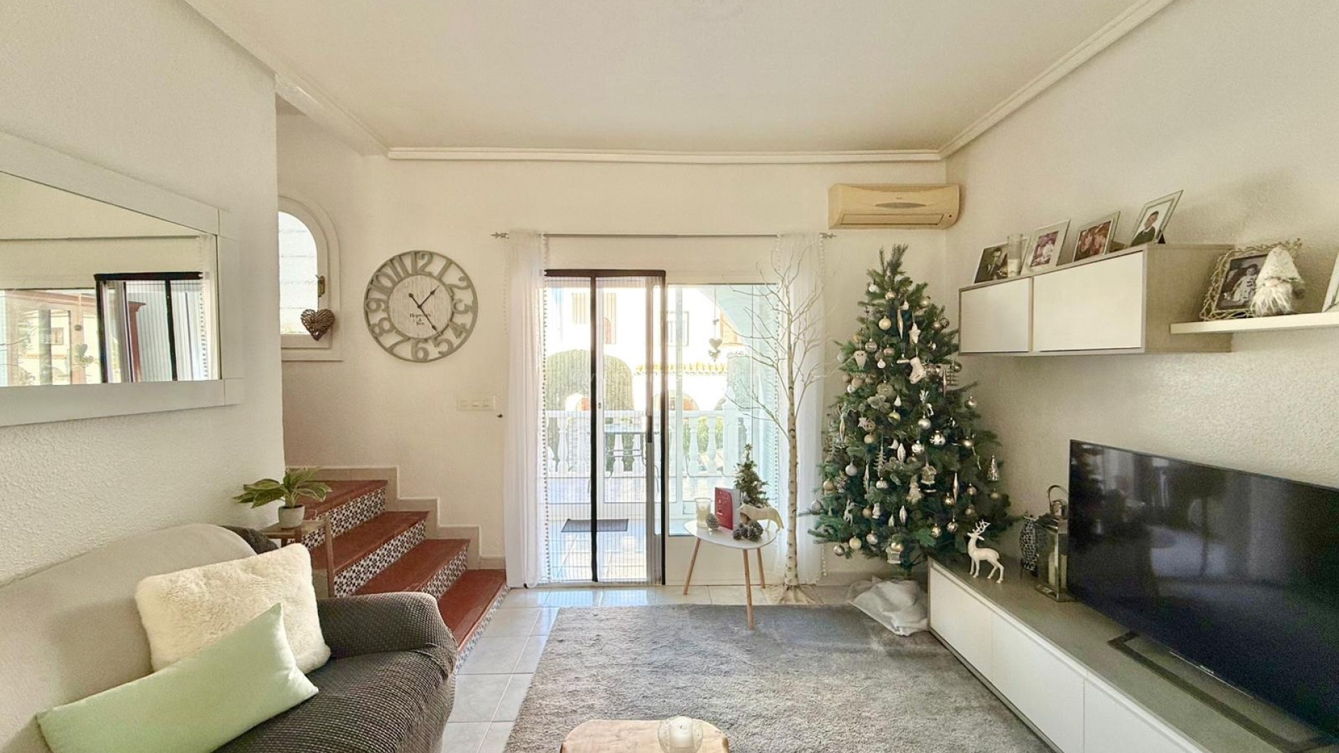 Villa in Town Center