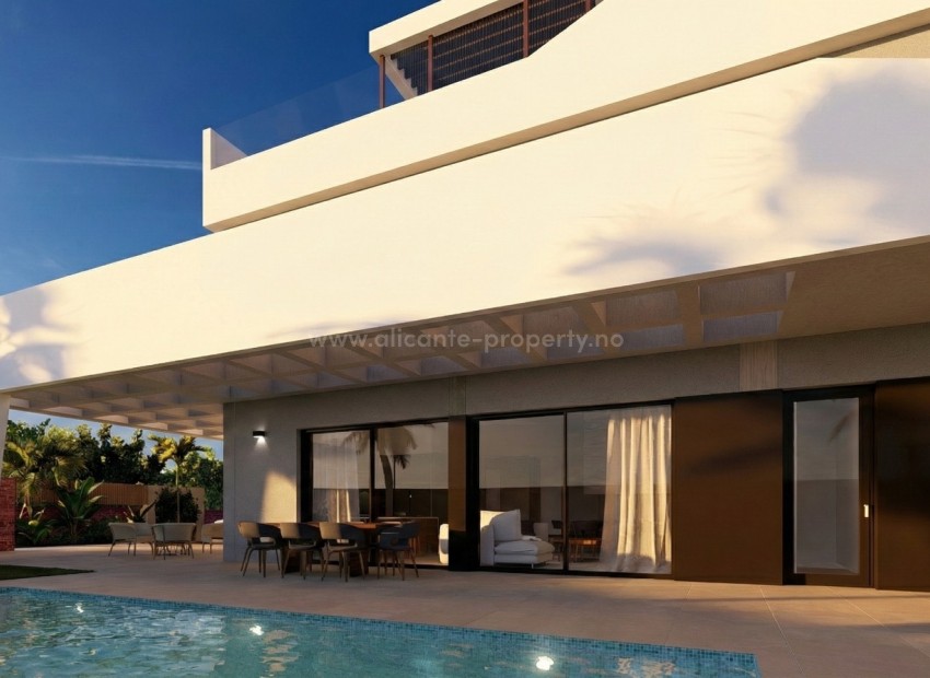 Villa in Town Center