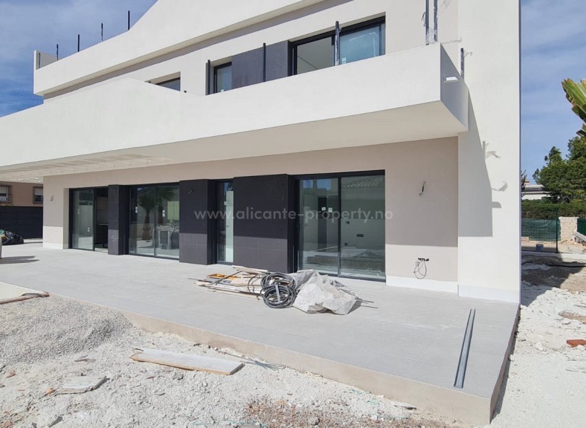 Villa in Town Center