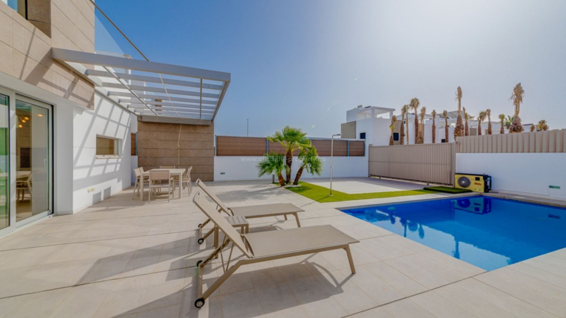 Villa in Urbanización El Raso