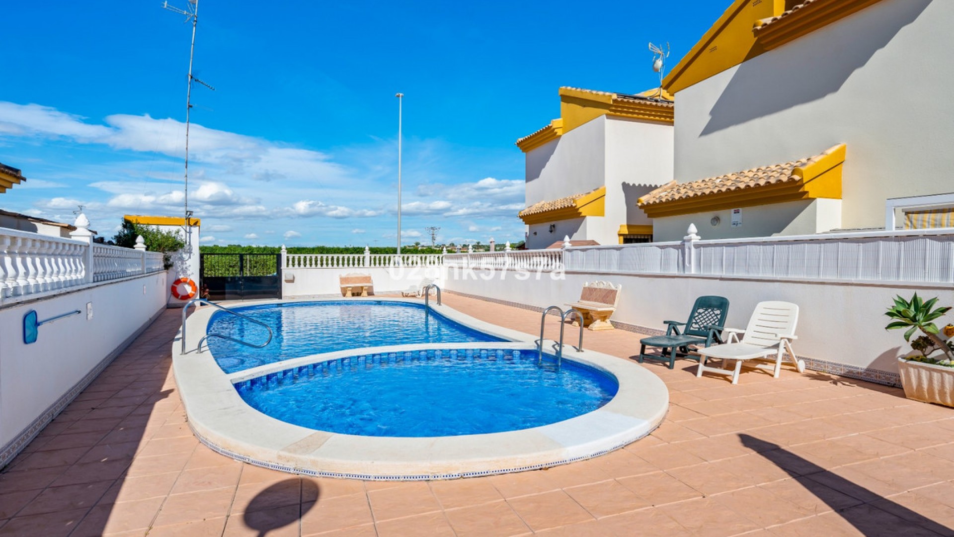 Villa in Urbanización El Raso